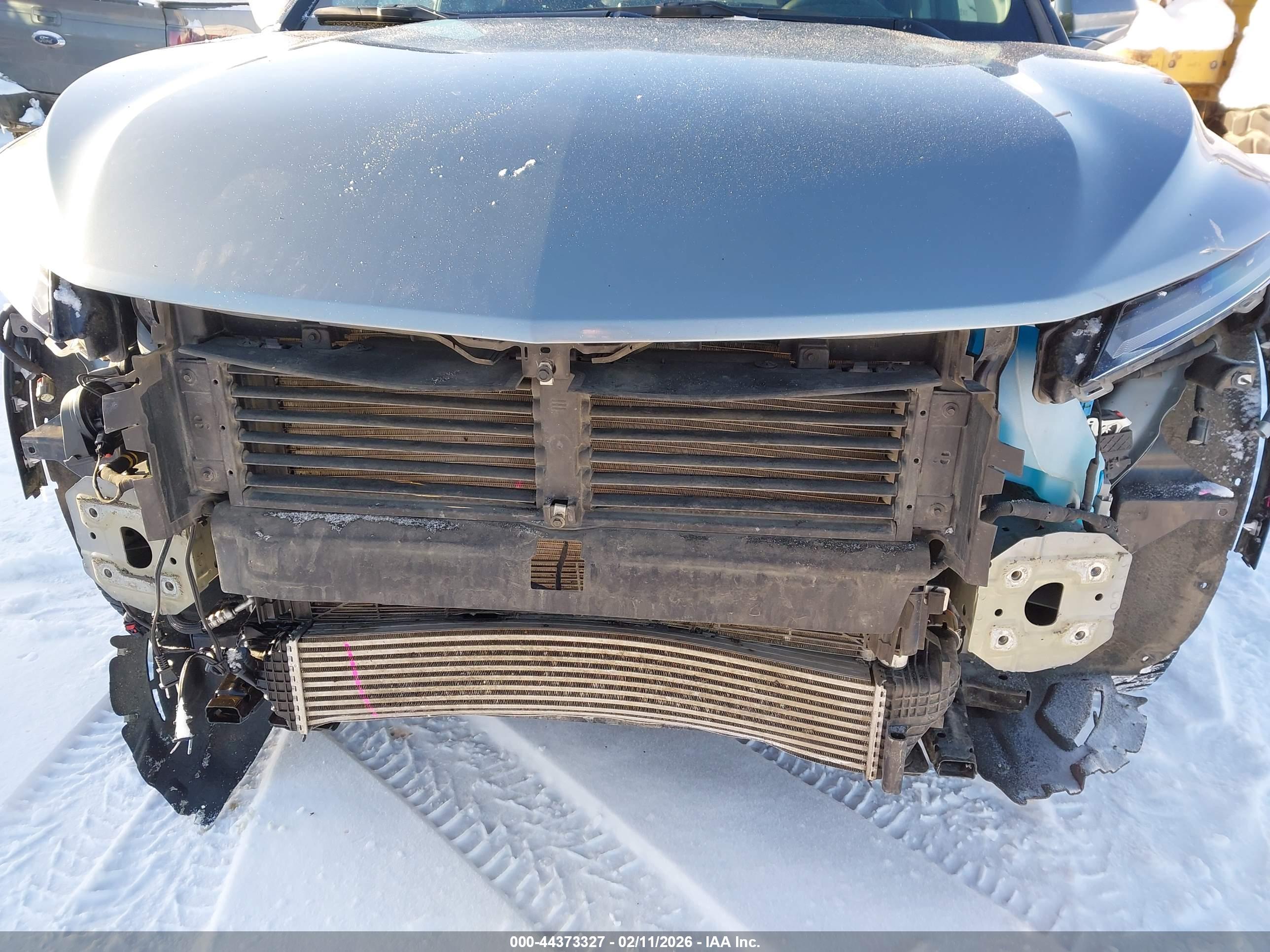 CHEVROLET BLAZER image 6