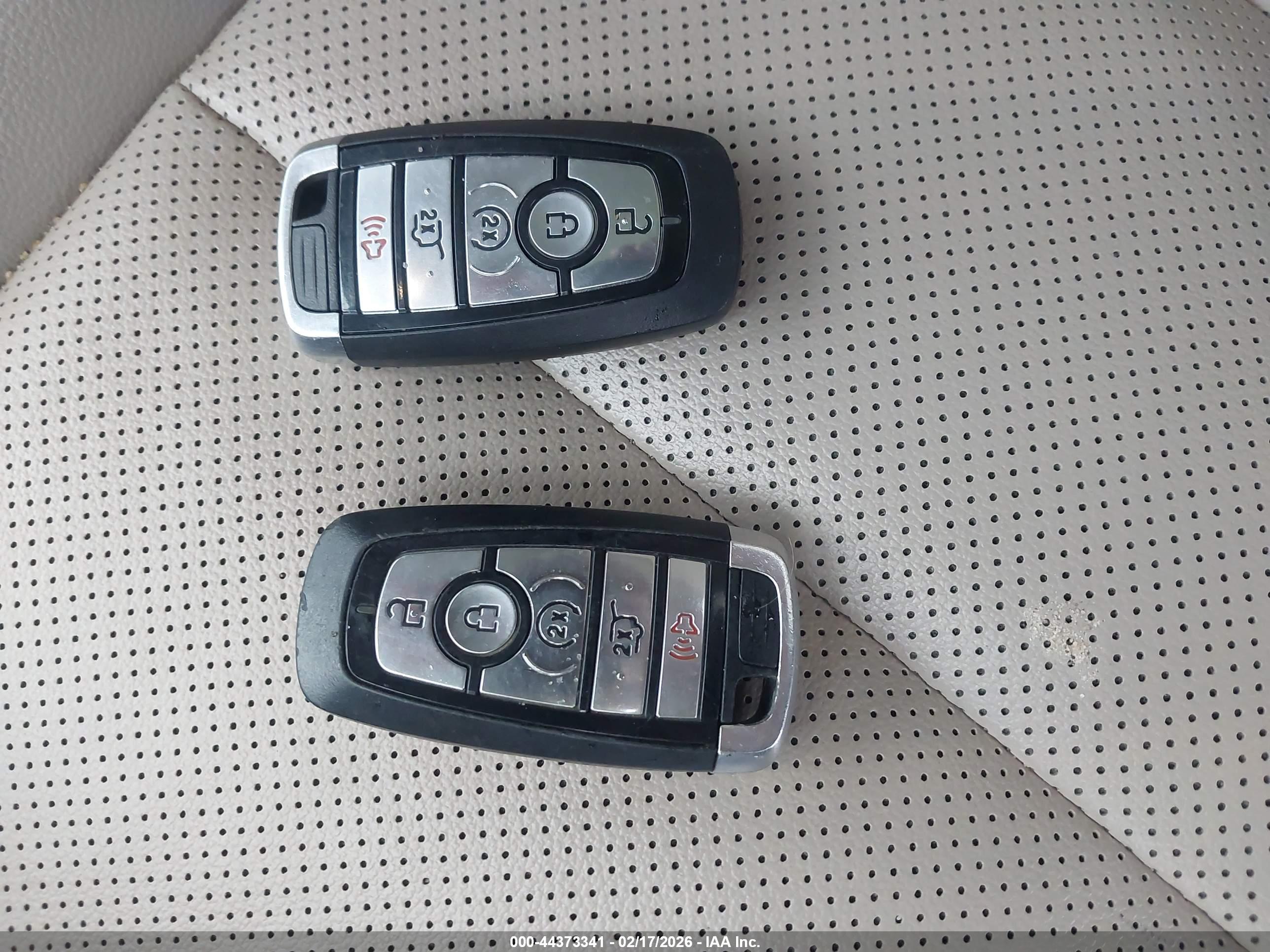 FORD ESCAPE image 11