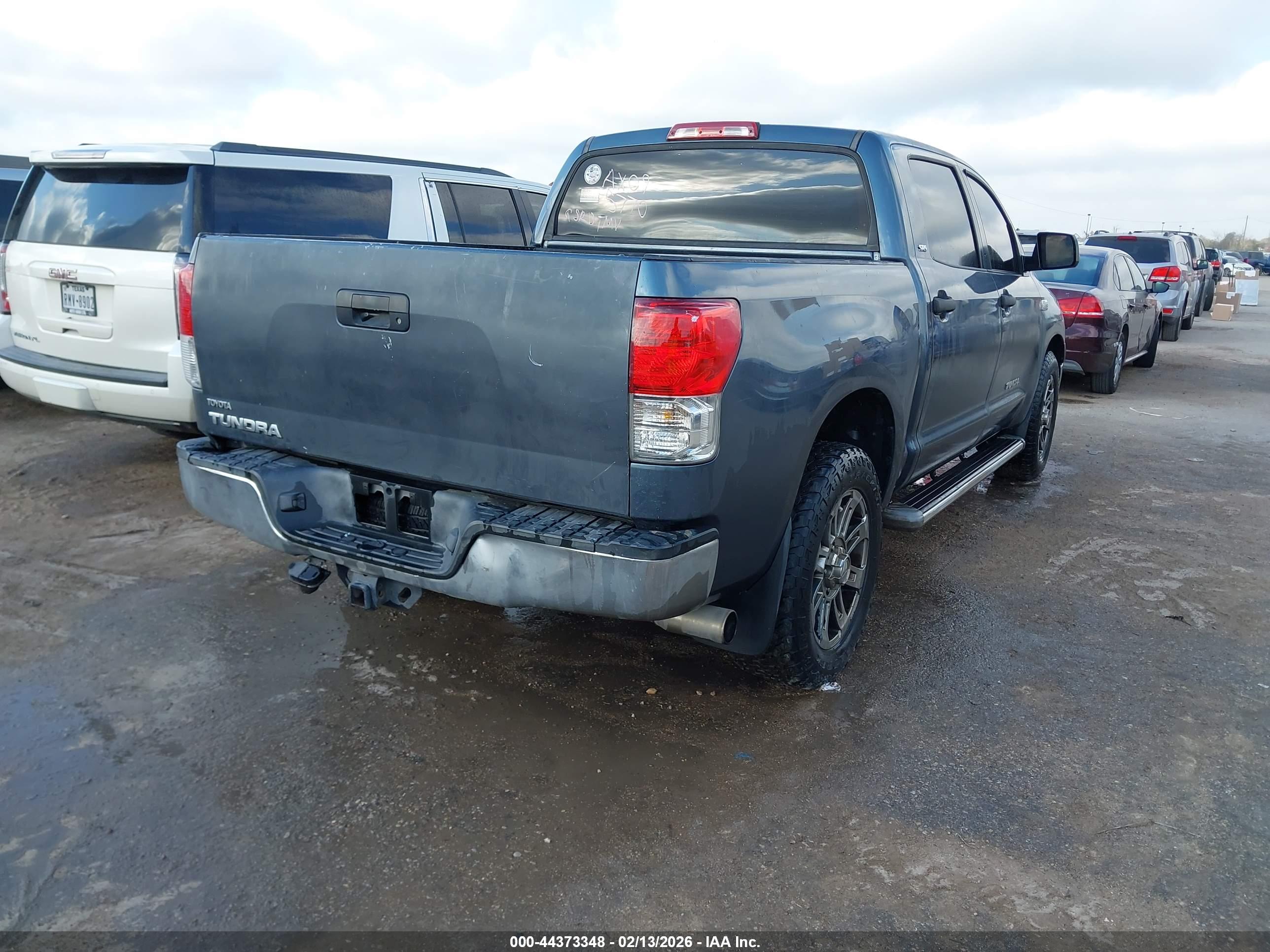 TOYOTA TUNDRA image 4