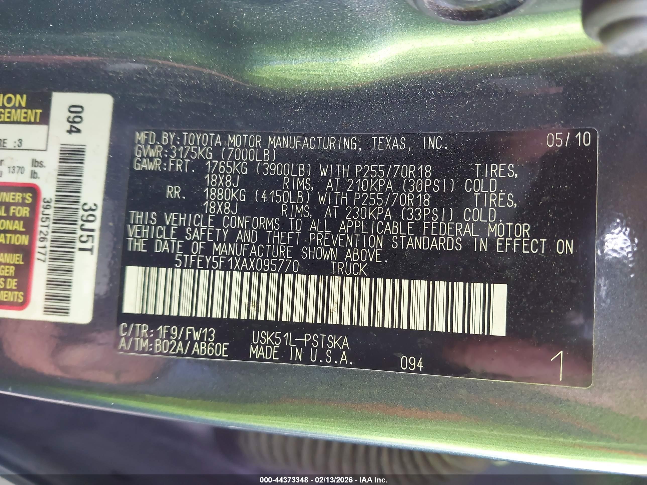 TOYOTA TUNDRA image 9