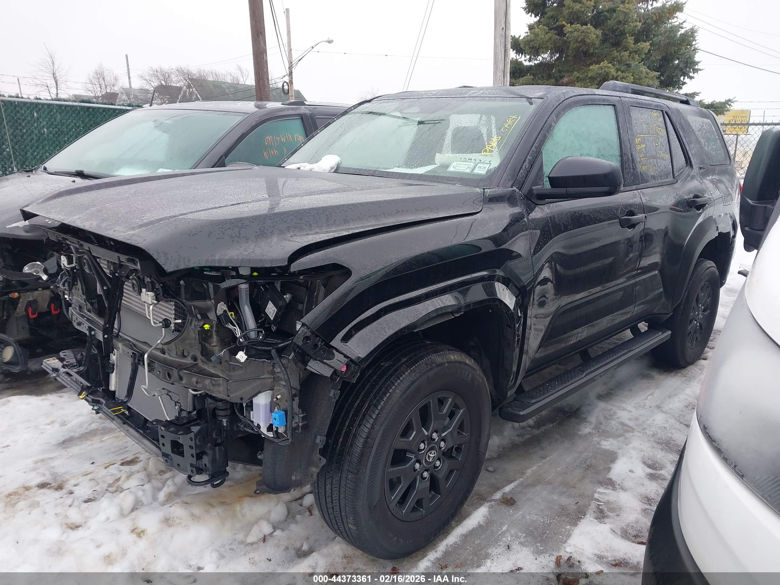 TOYOTA 4RUNNER image 2