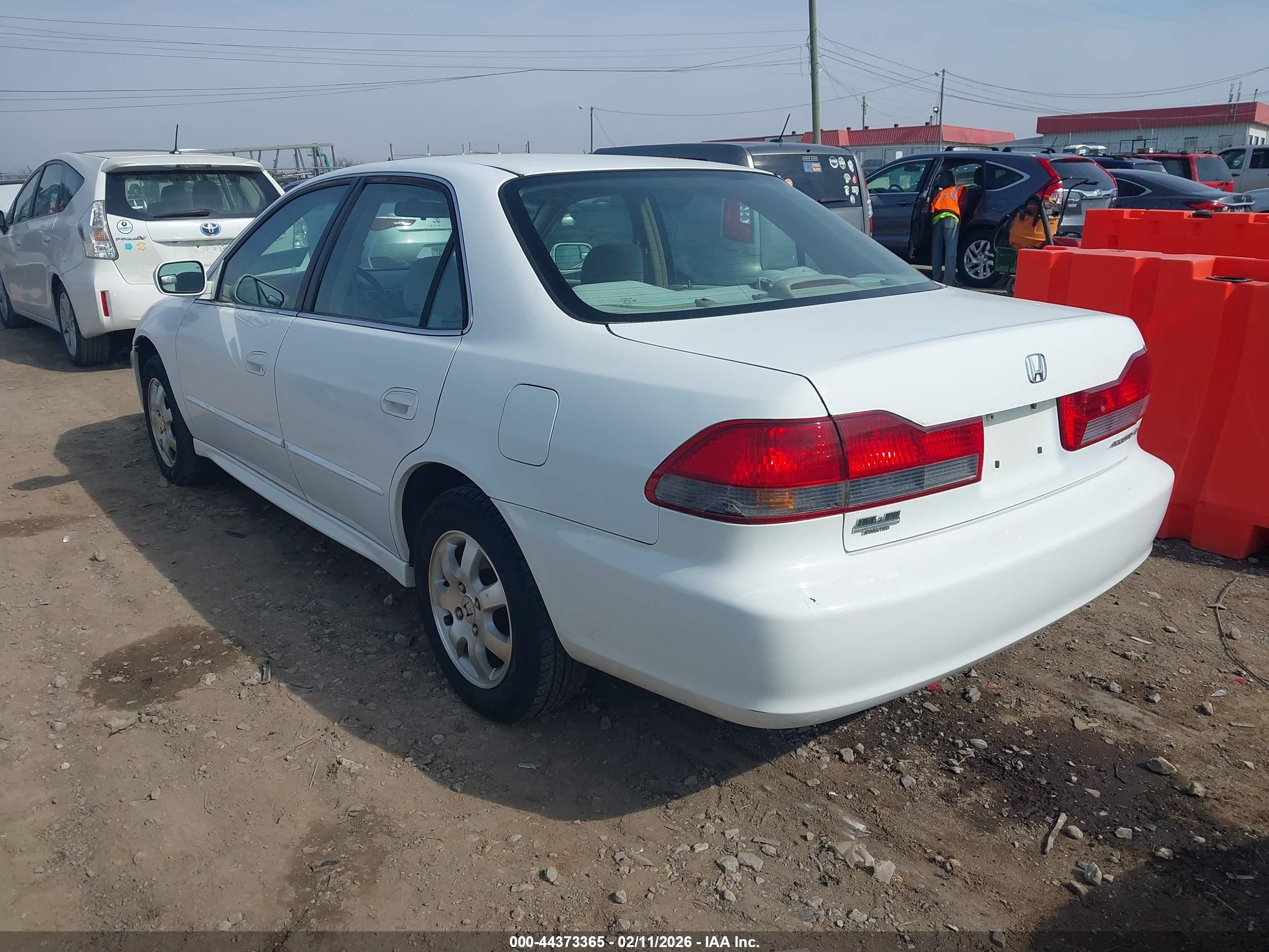 HONDA ACCORD image 3