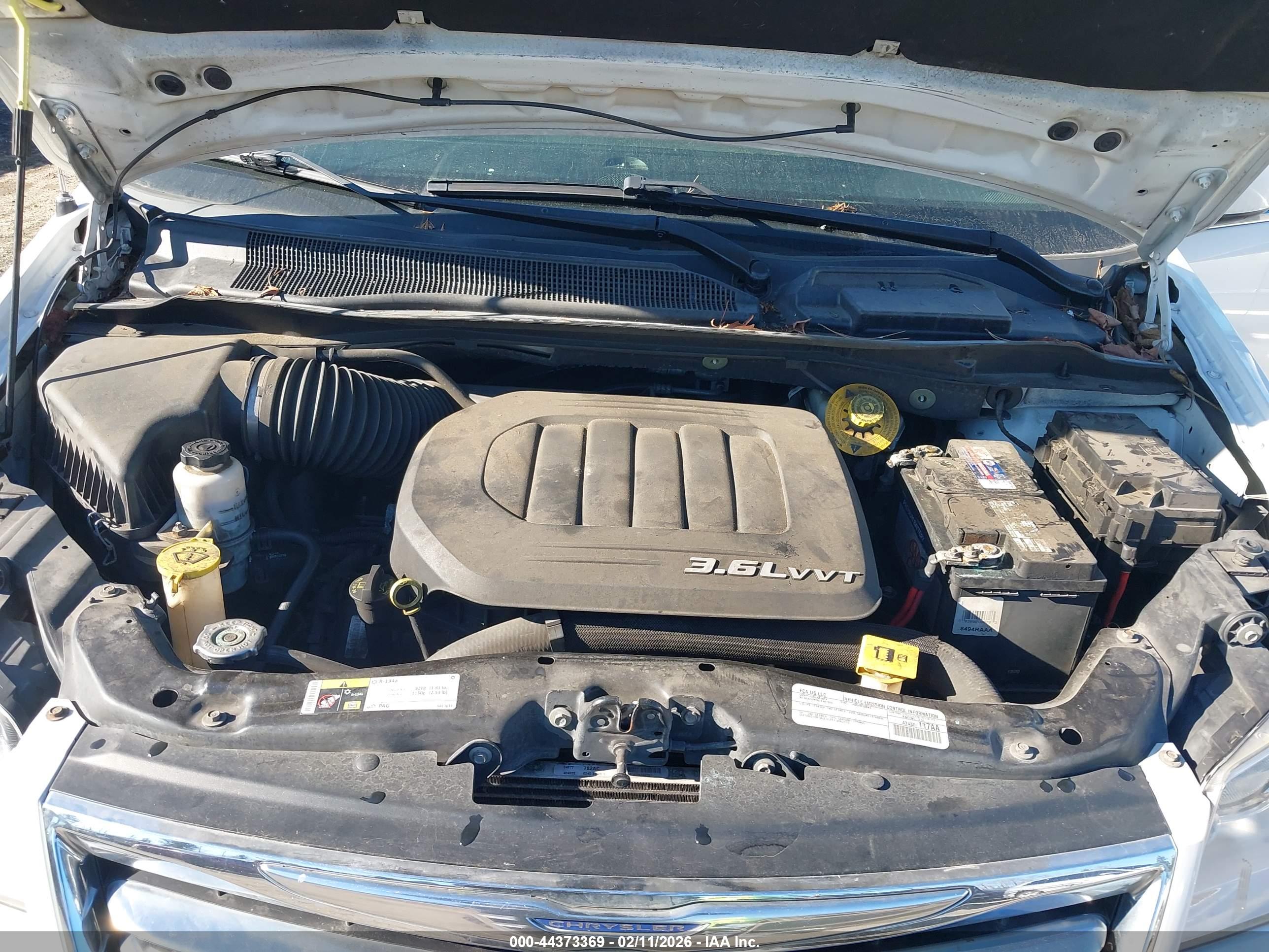 CHRYSLER TOWN image 10