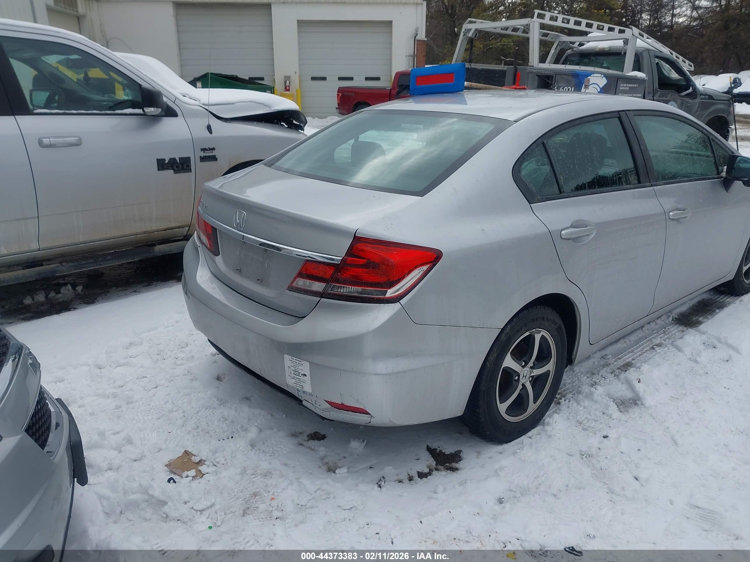 HONDA CIVIC image 4