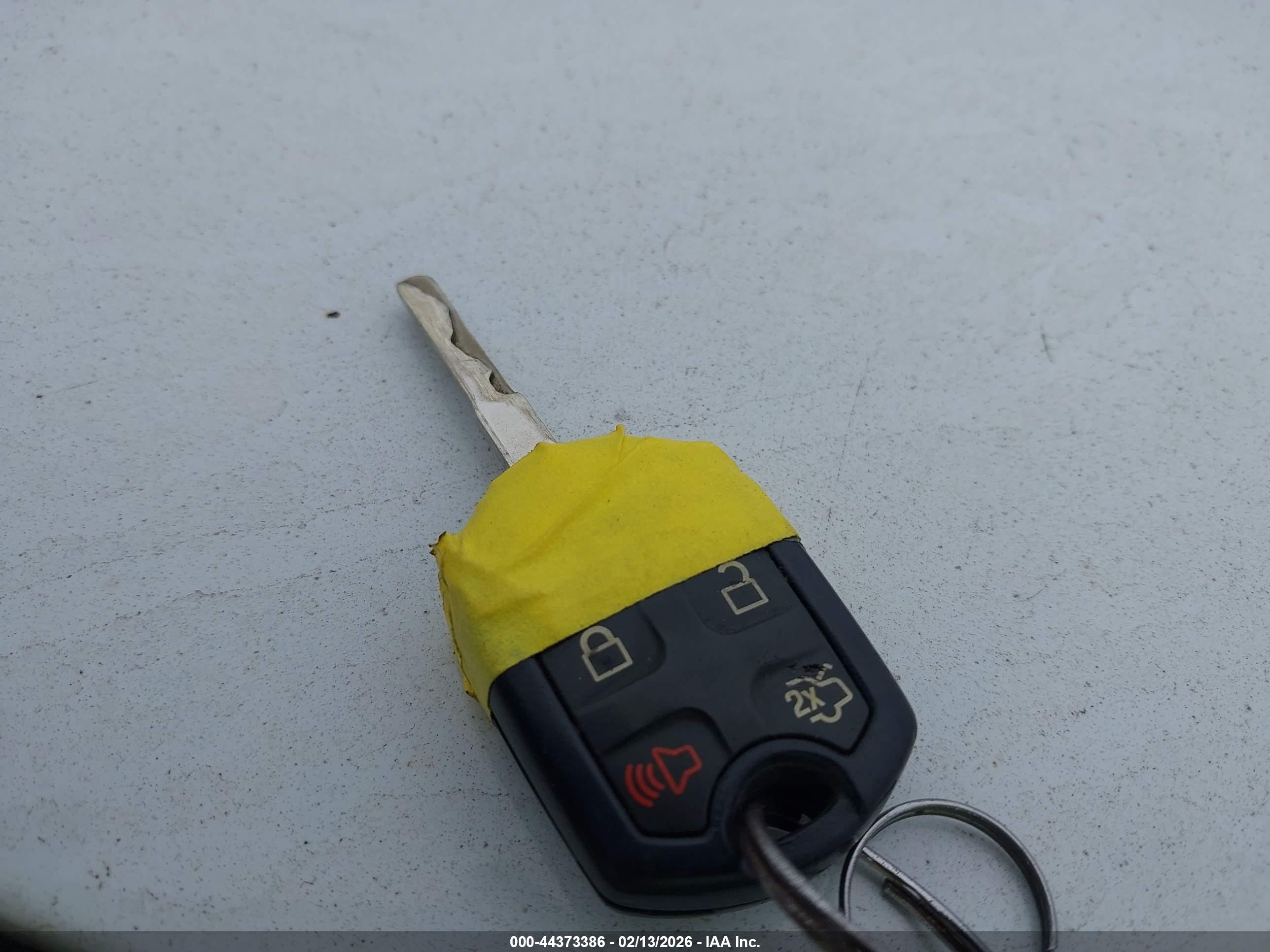 FORD FIESTA image 11