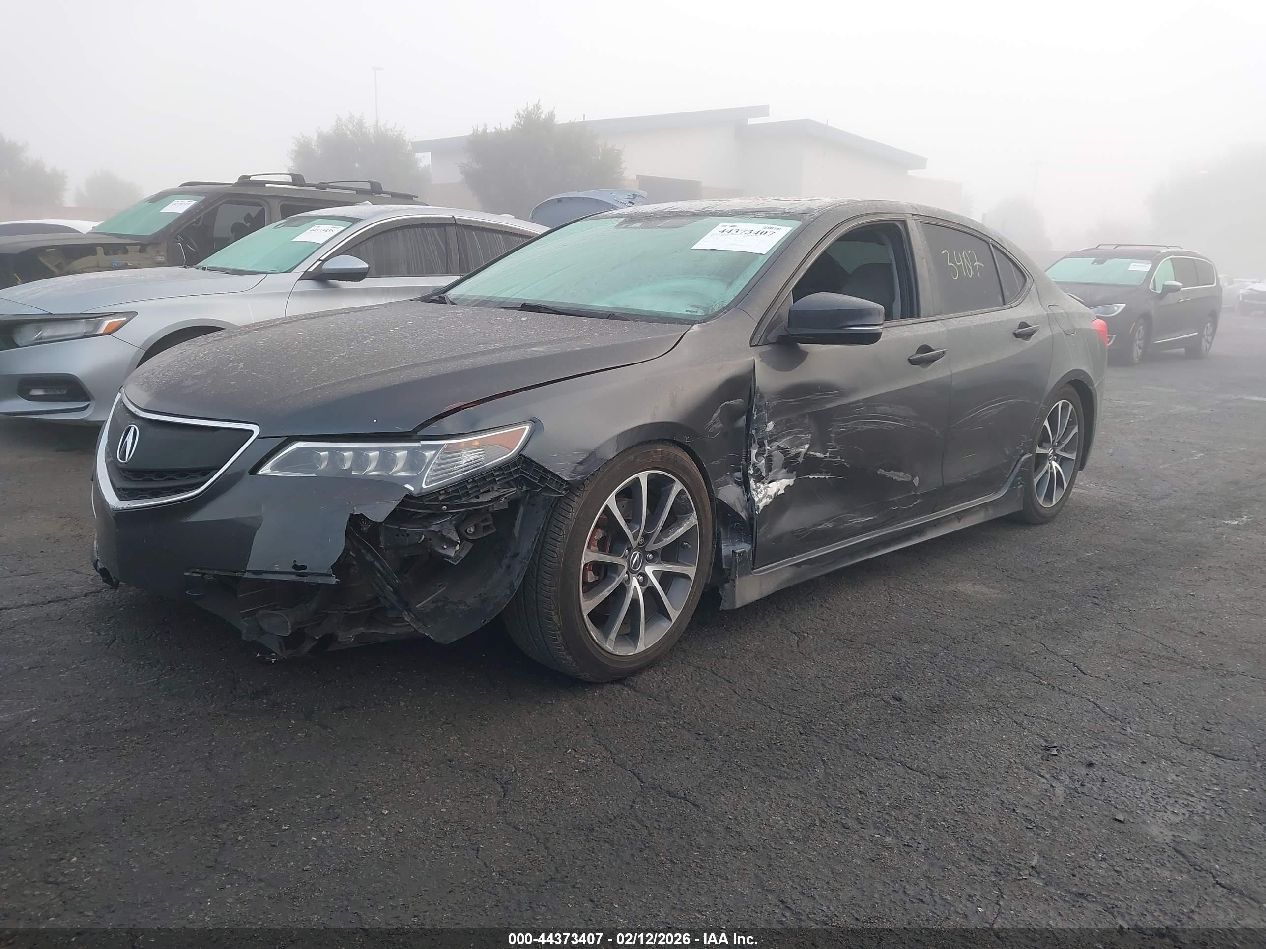 ACURA TLX image 2