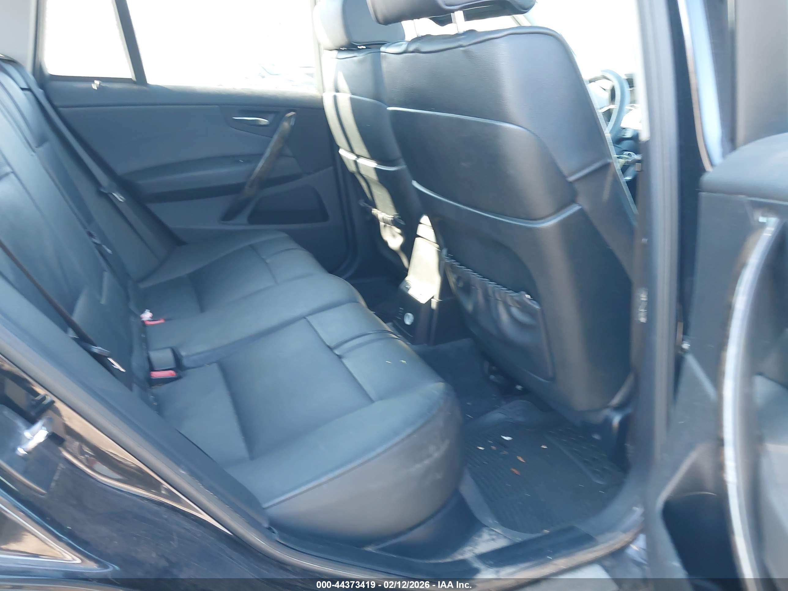 BMW X3 image 8