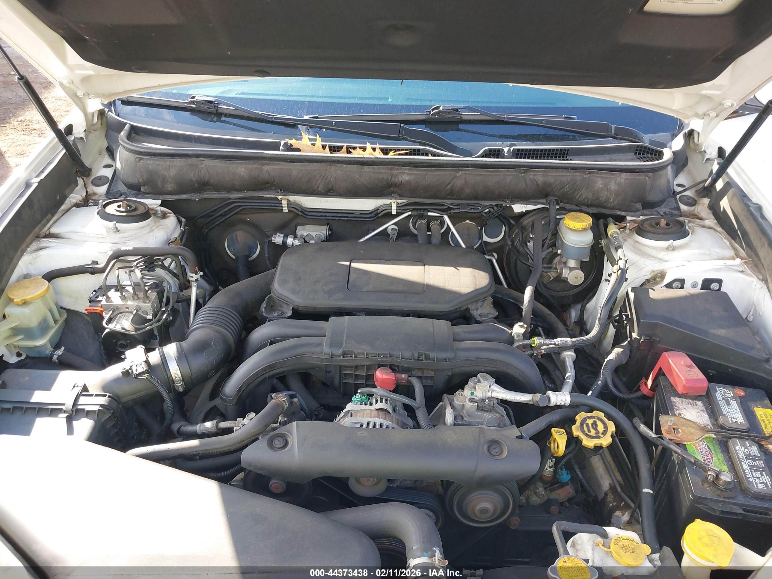 SUBARU OUTBACK image 10
