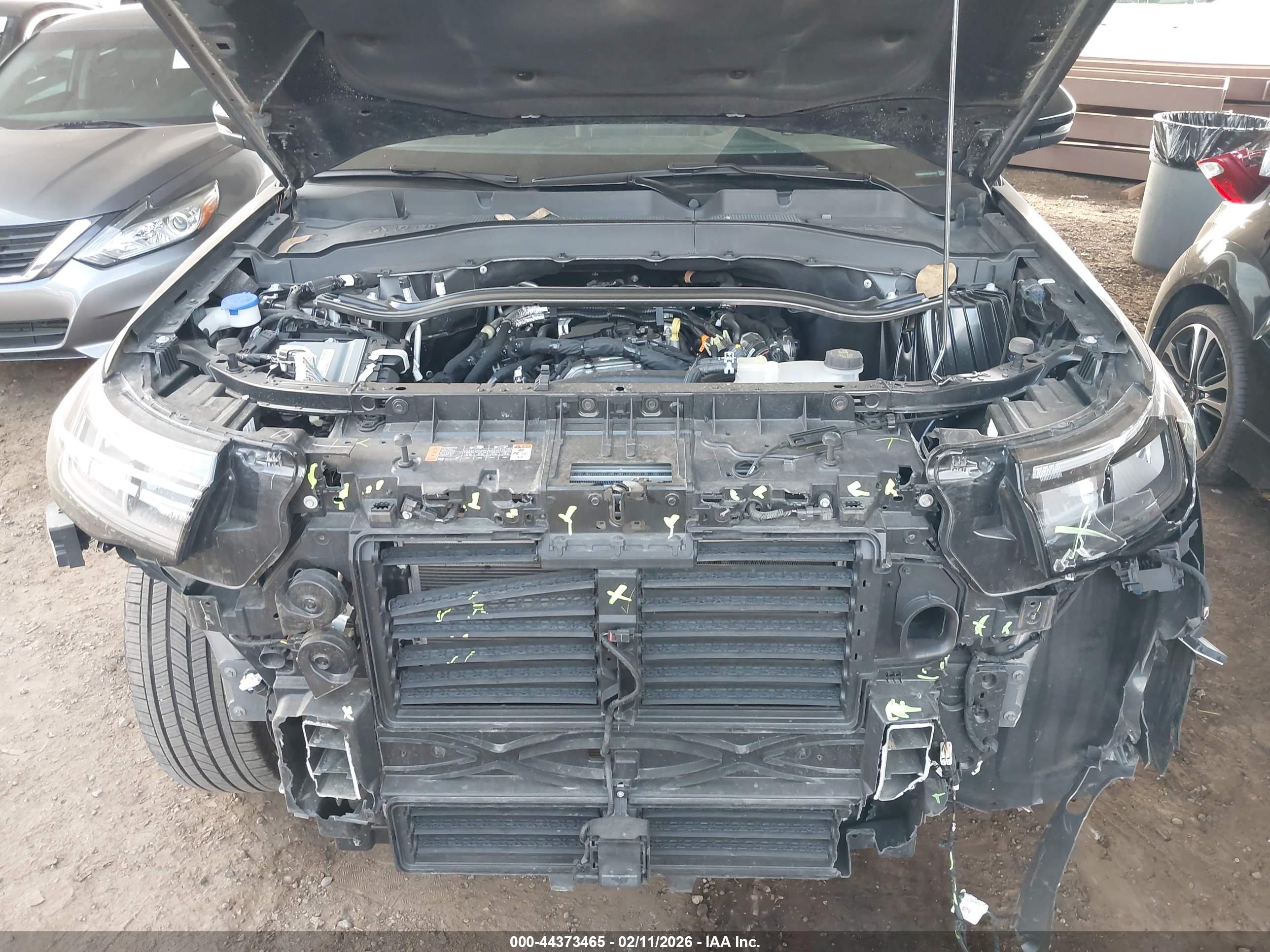 FORD EXPLORER image 10
