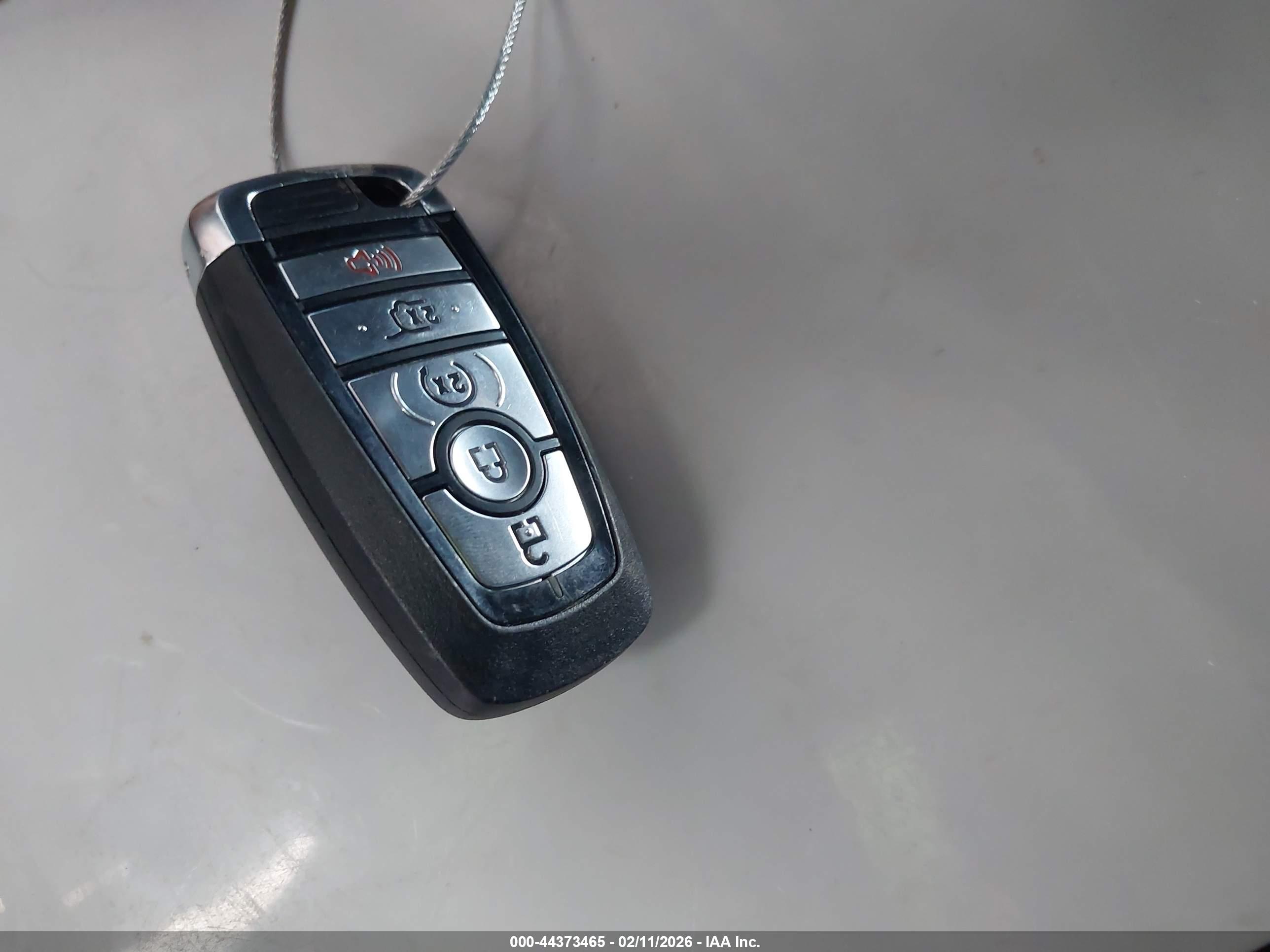 FORD EXPLORER image 11
