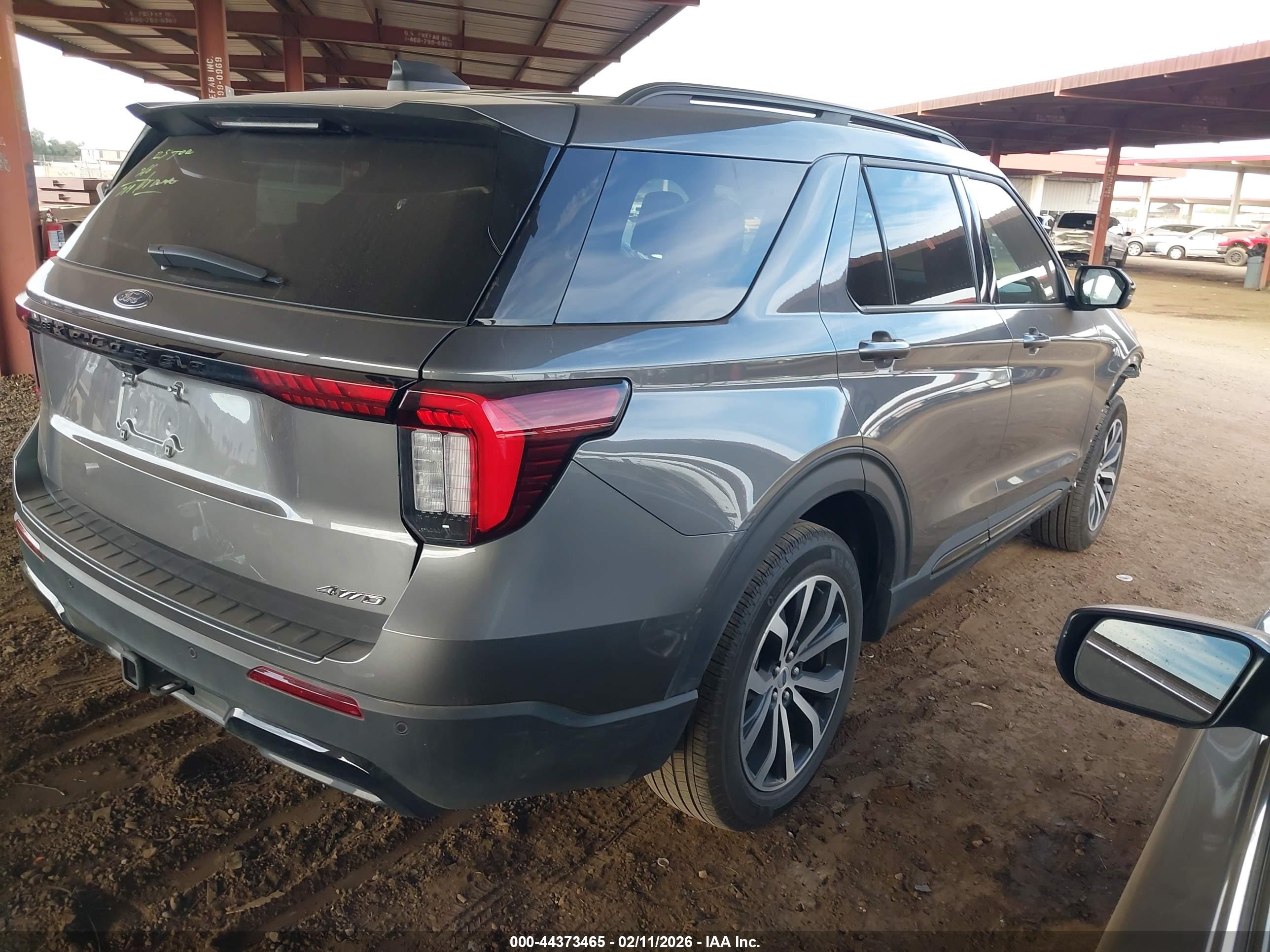 FORD EXPLORER image 4