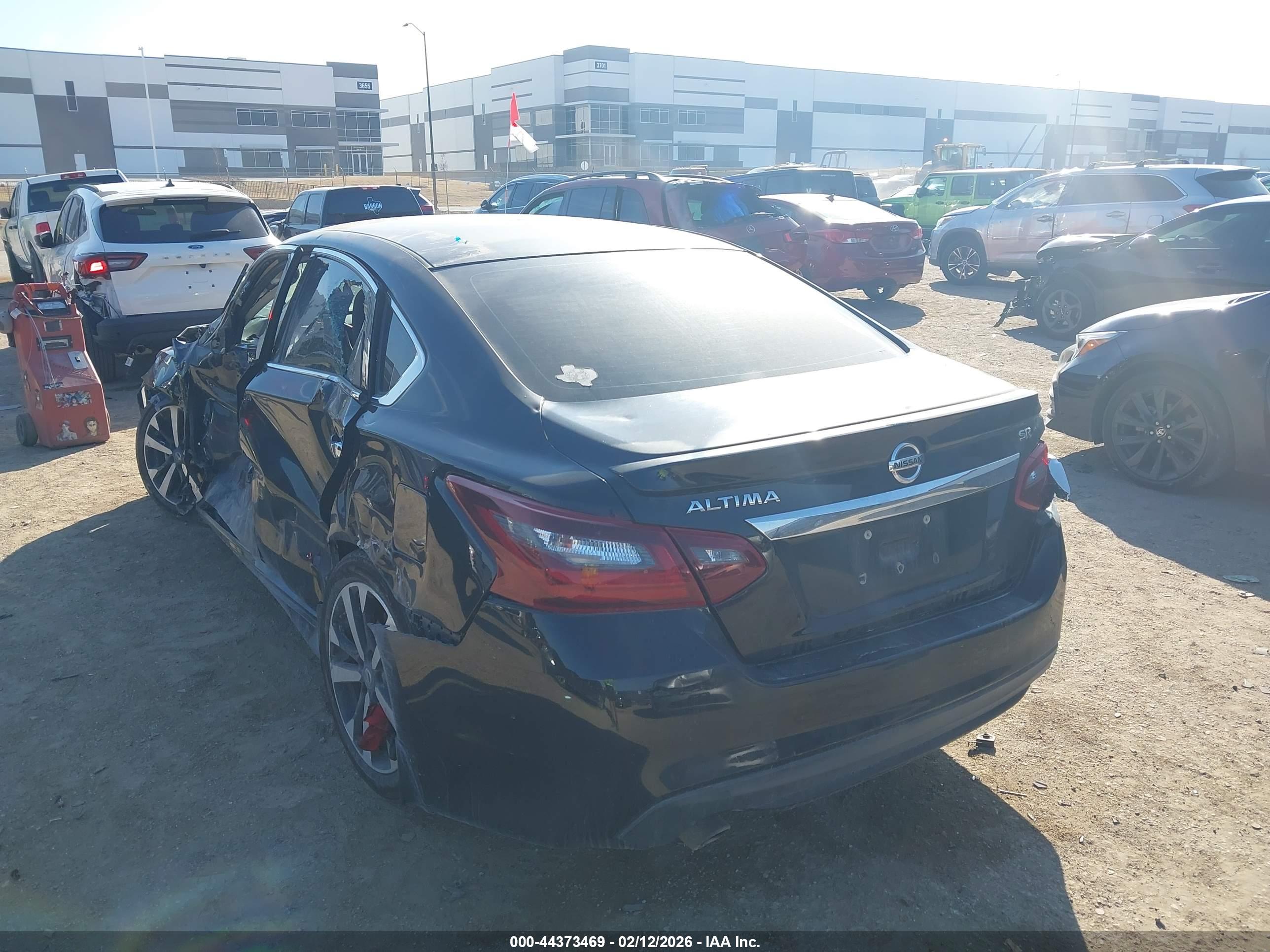 NISSAN ALTIMA image 3