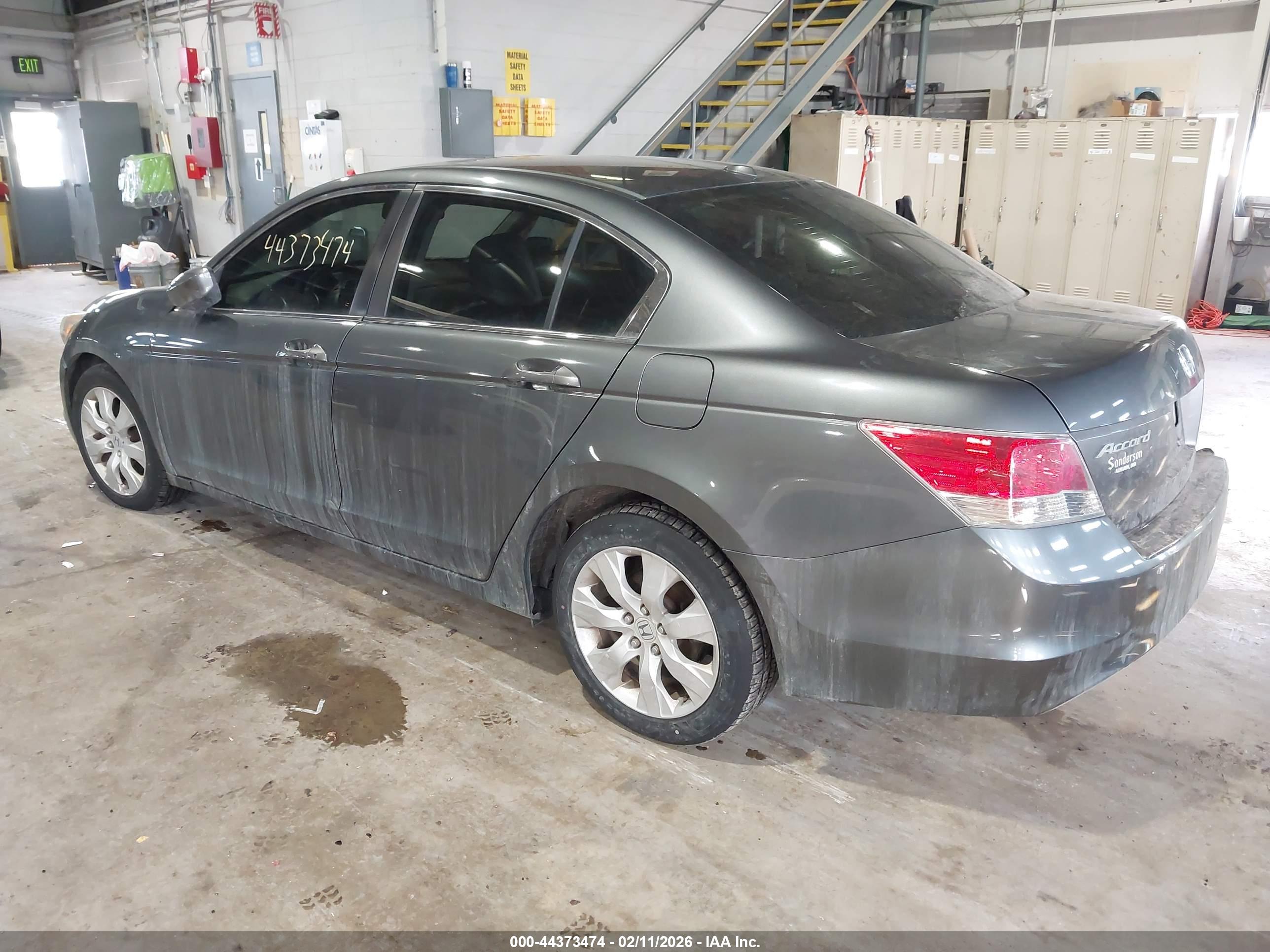 HONDA ACCORD image 3