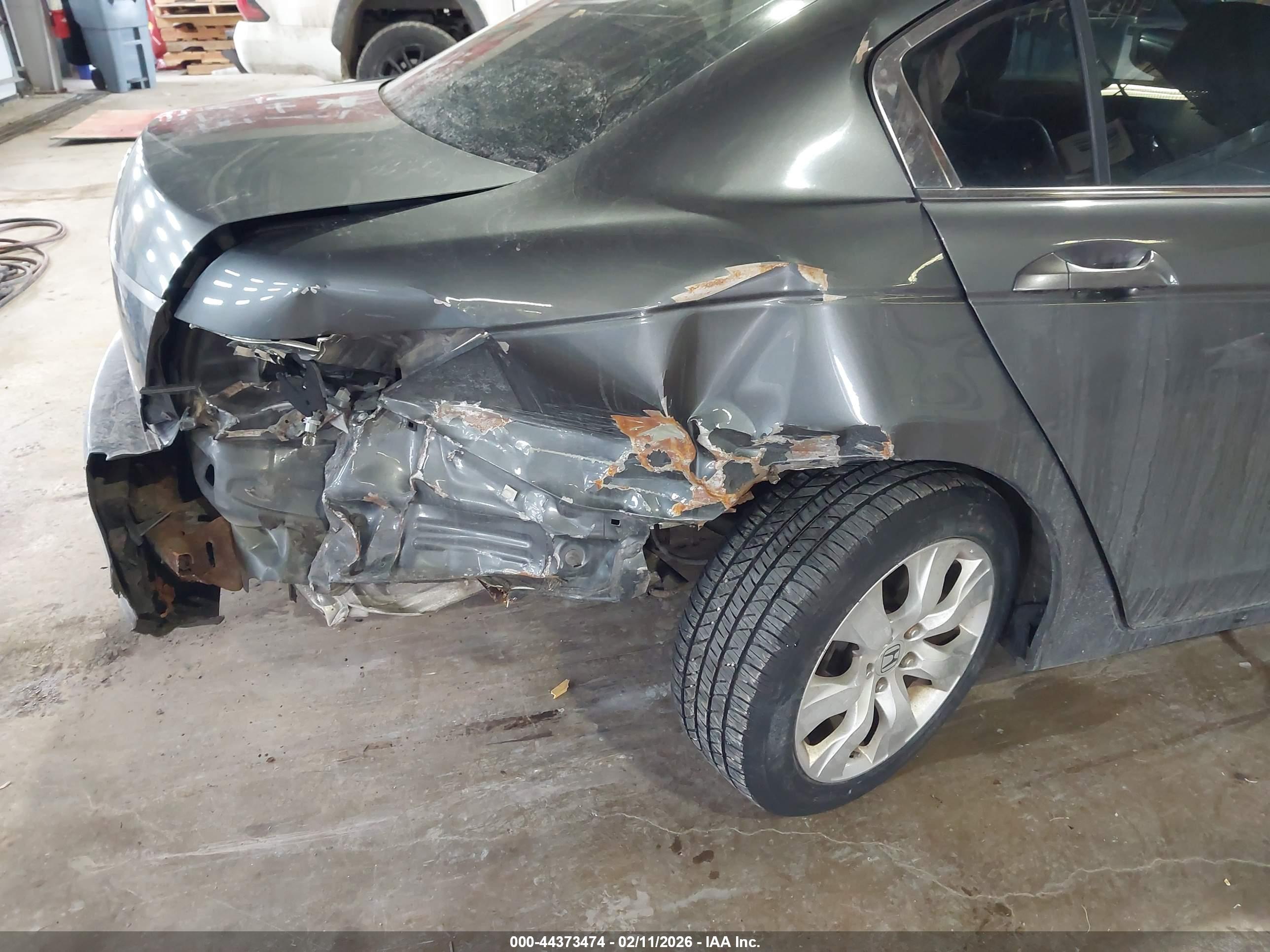 HONDA ACCORD image 6