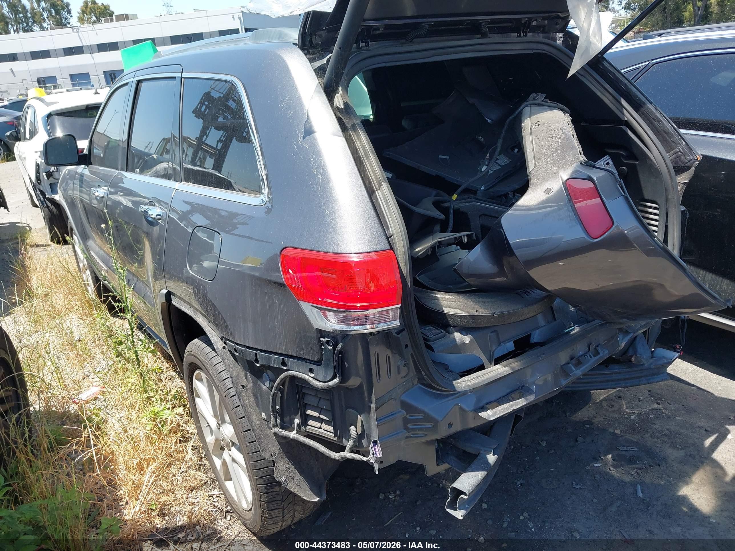 JEEP GRAND image 3