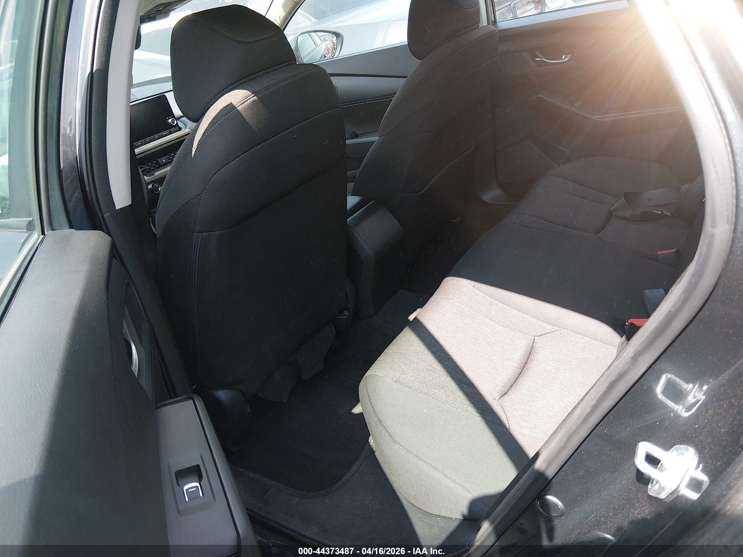 HONDA ACCORD image 8