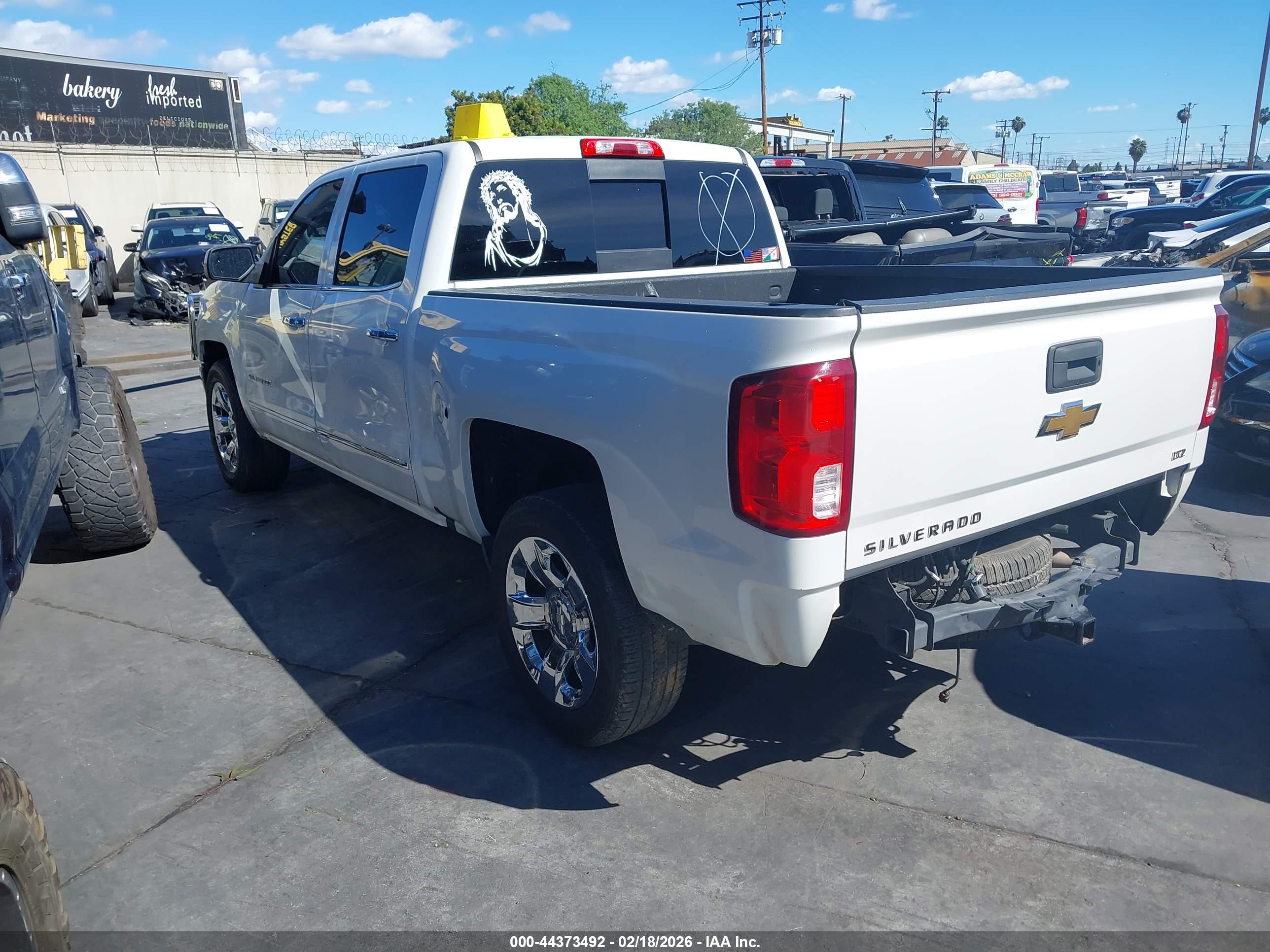 CHEVROLET SILVERADO image 3