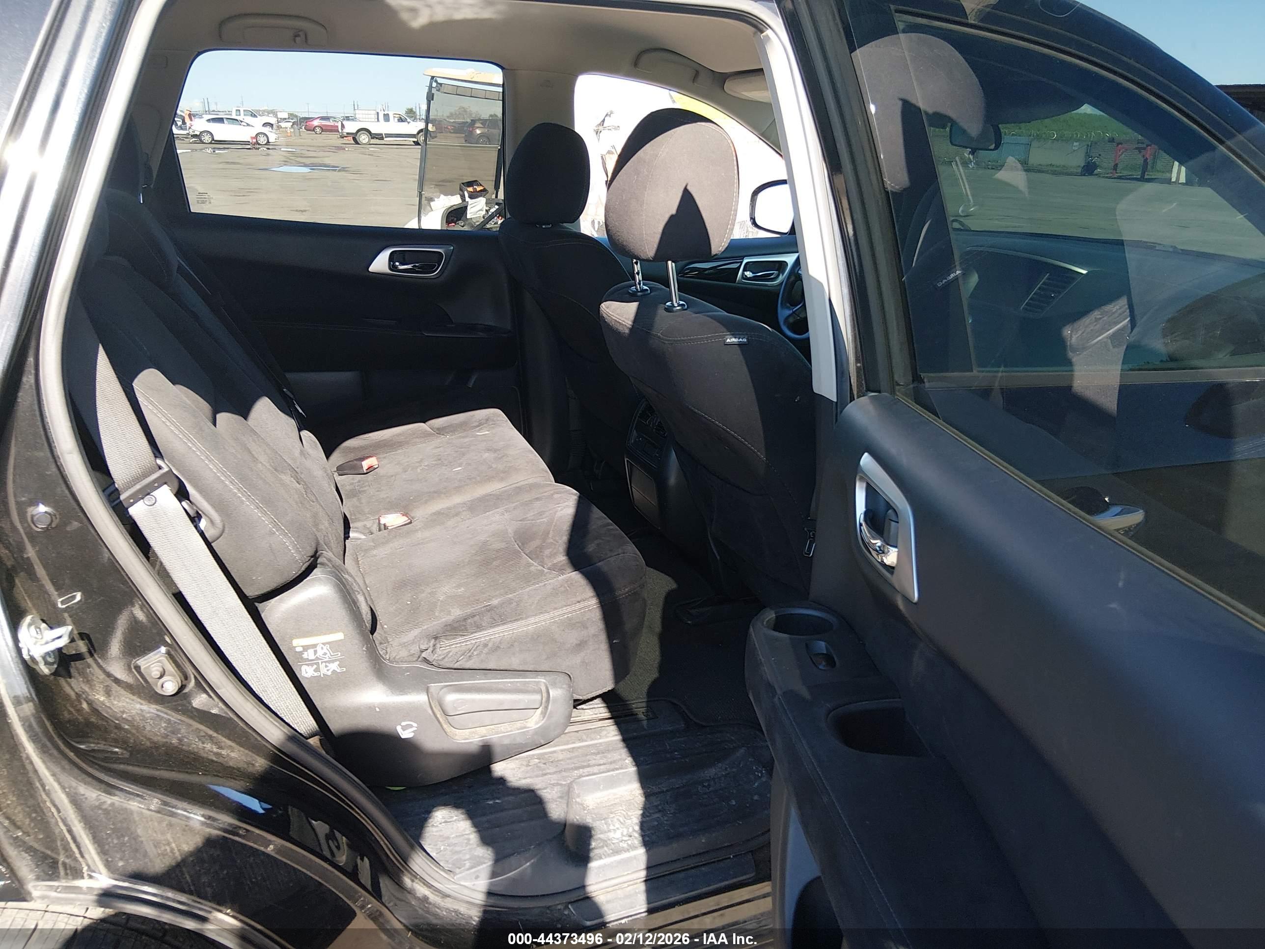 NISSAN PATHFINDER image 8