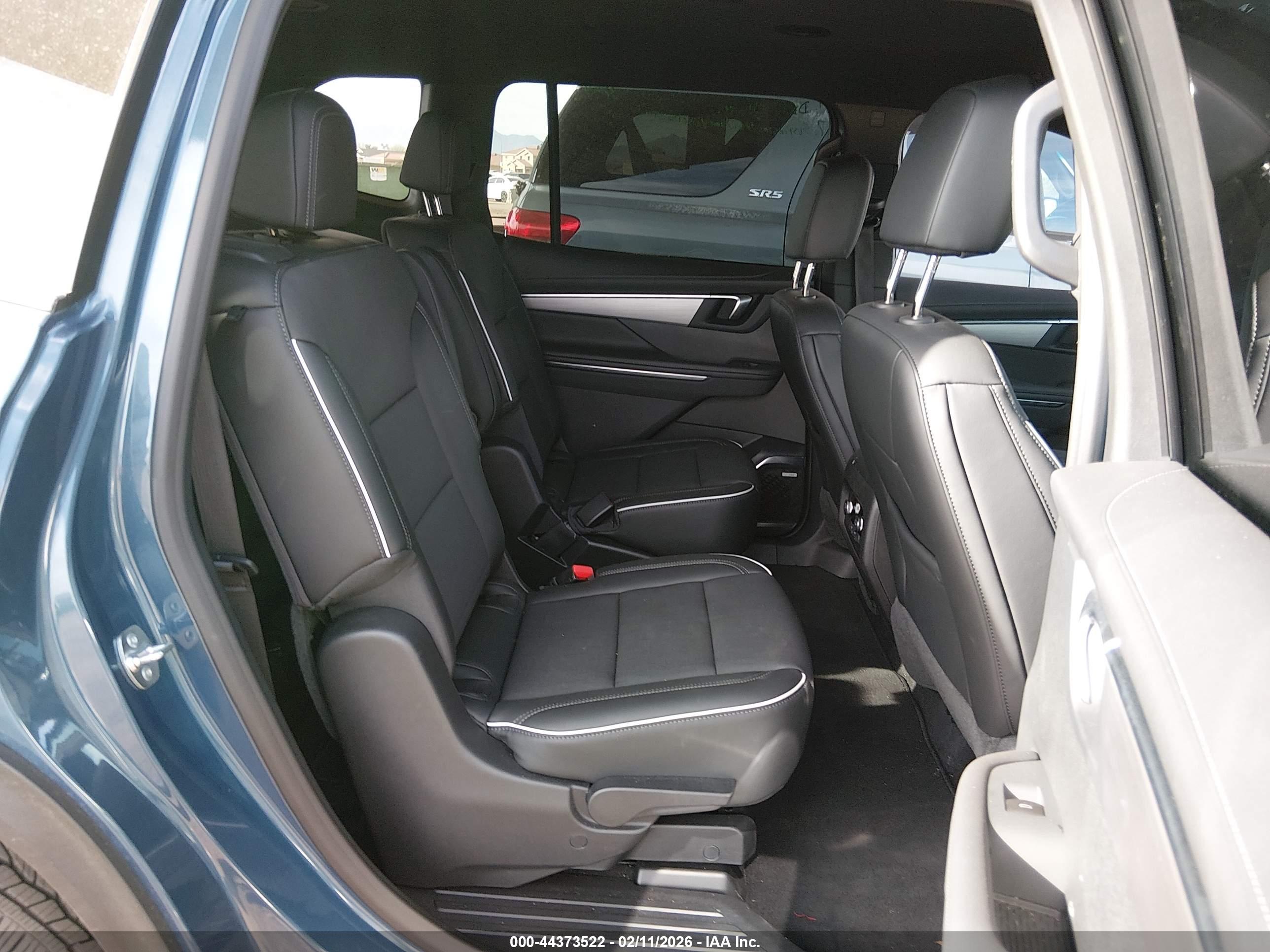 BUICK ENCLAVE image 8