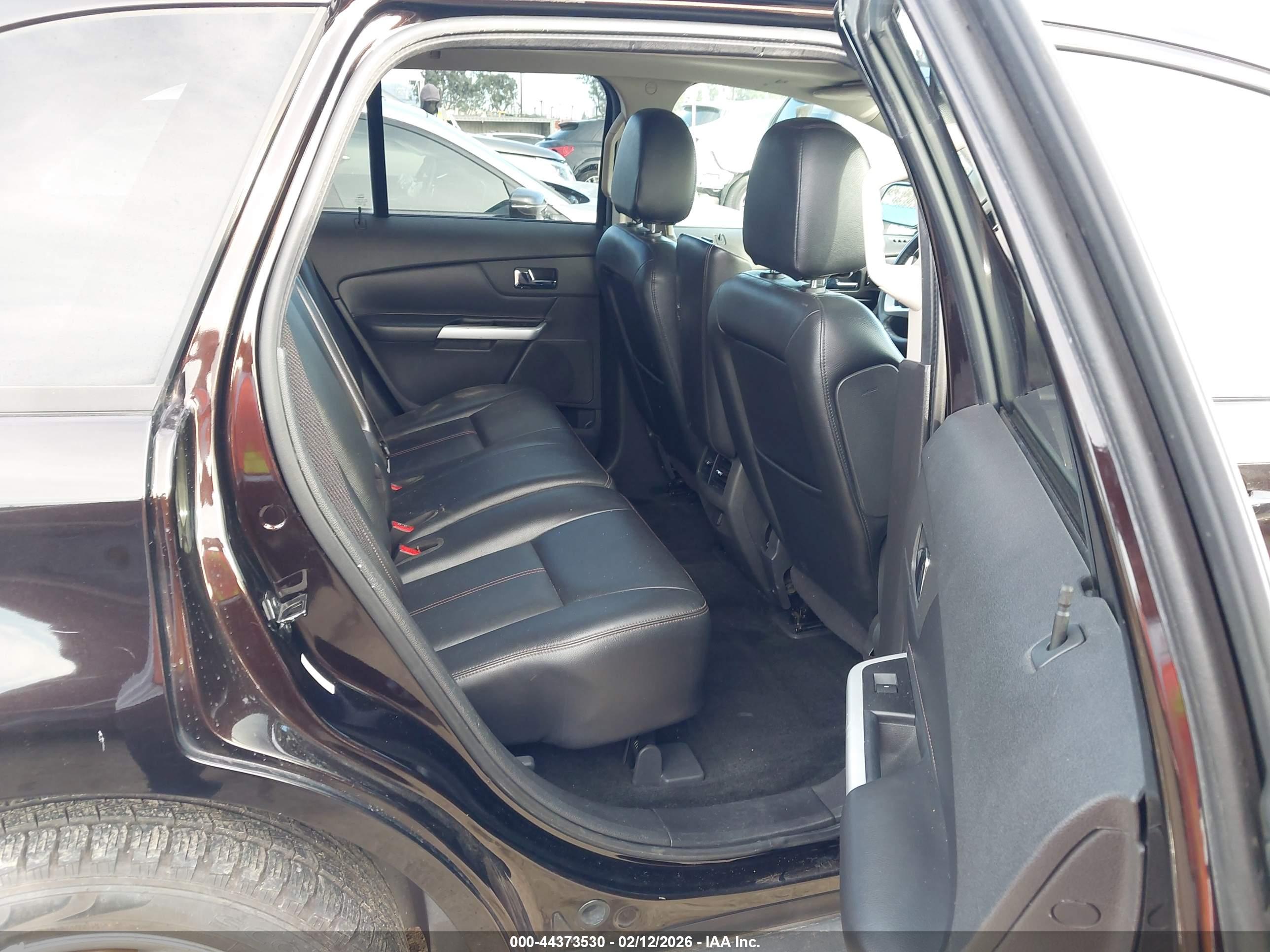 FORD EDGE image 8