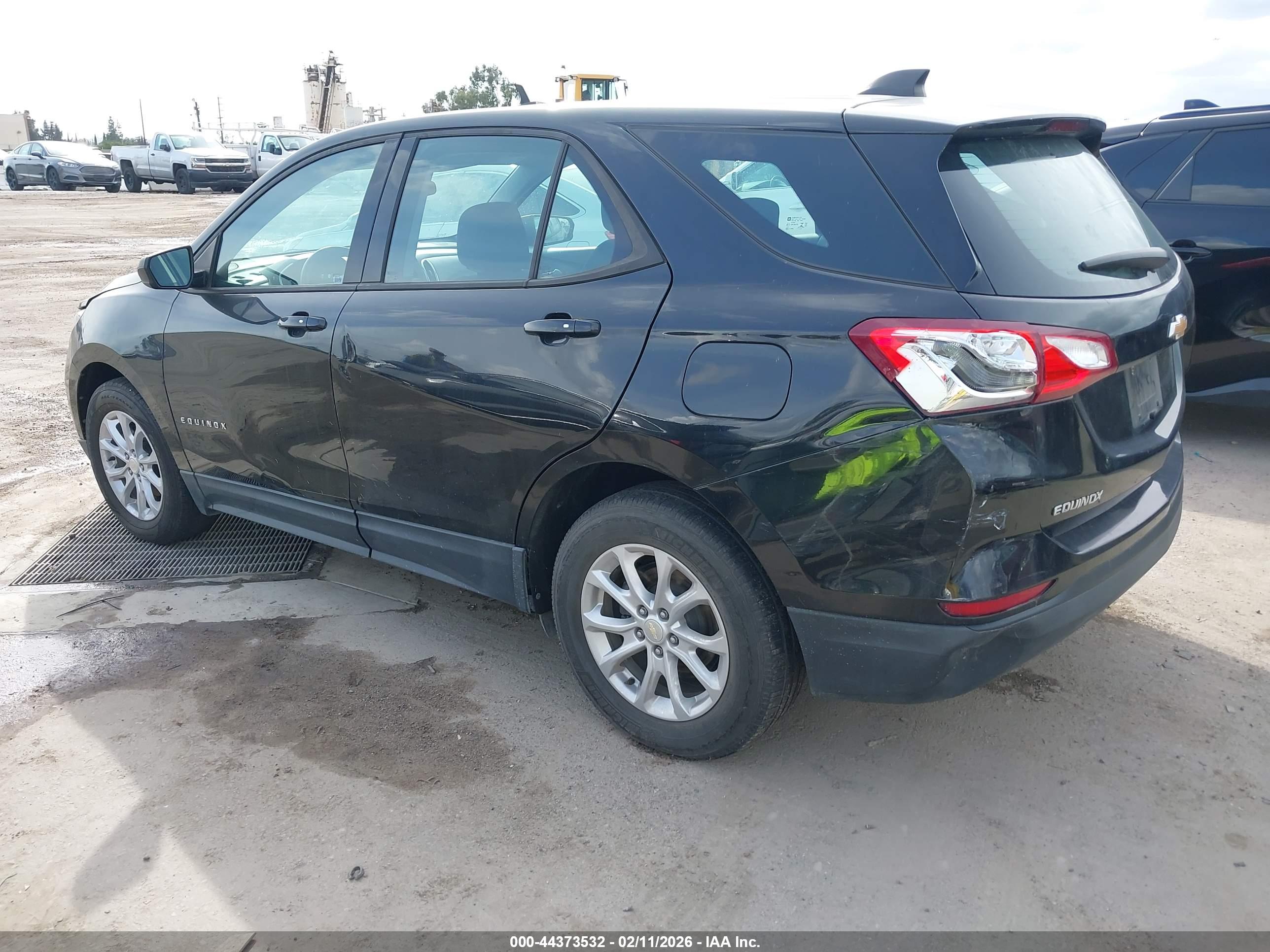CHEVROLET EQUINOX image 3