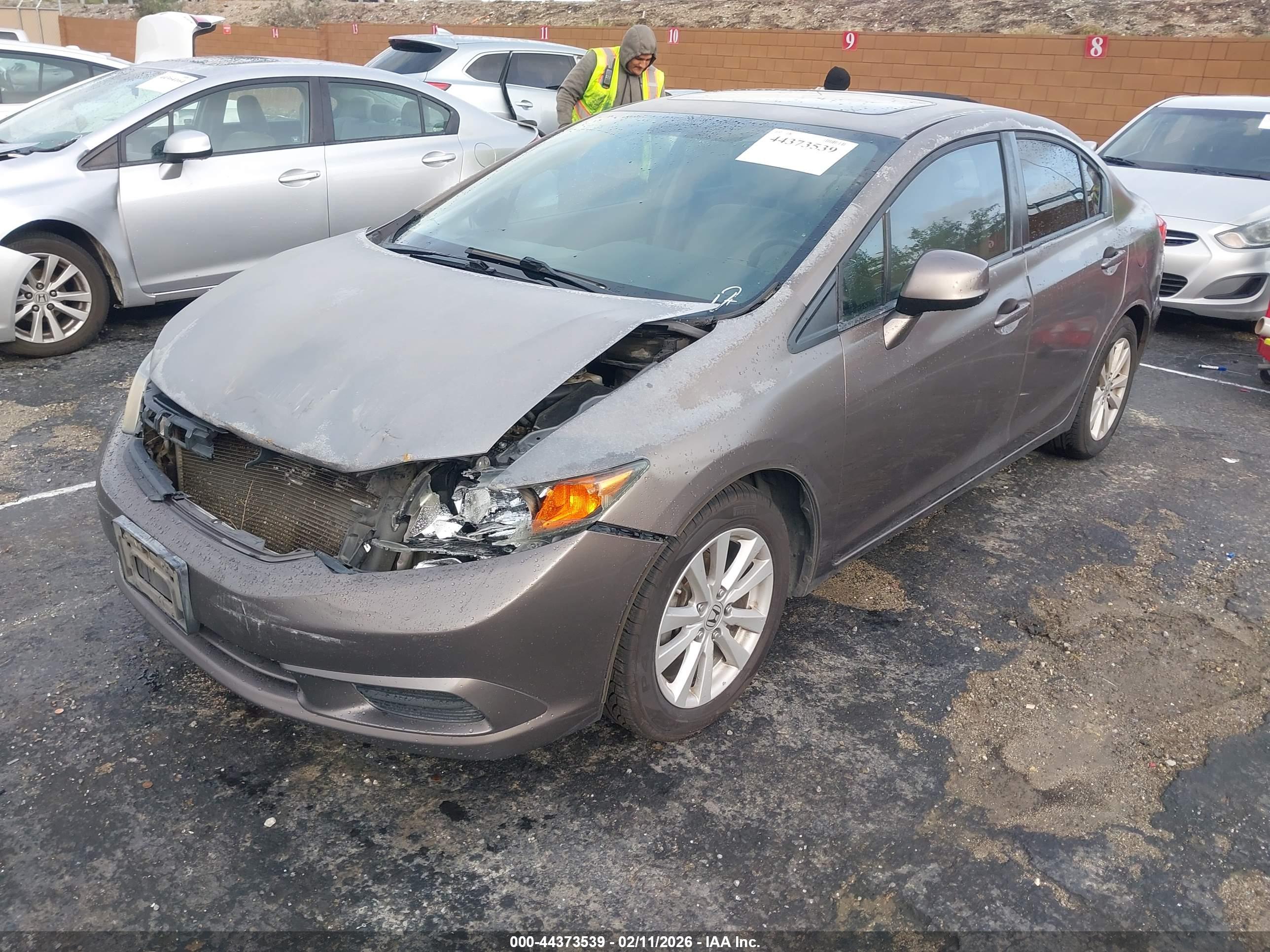 HONDA CIVIC image 2