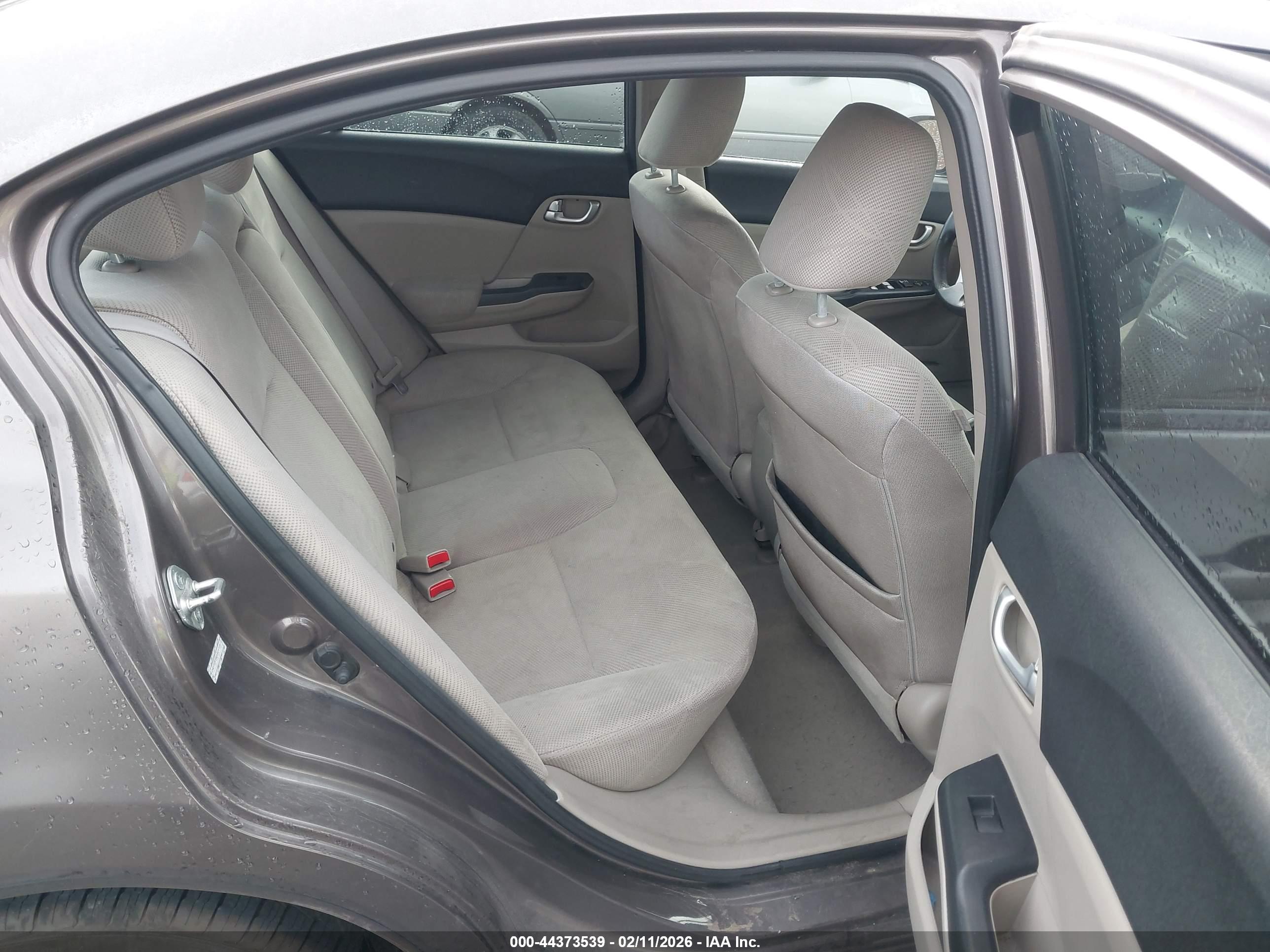HONDA CIVIC image 8