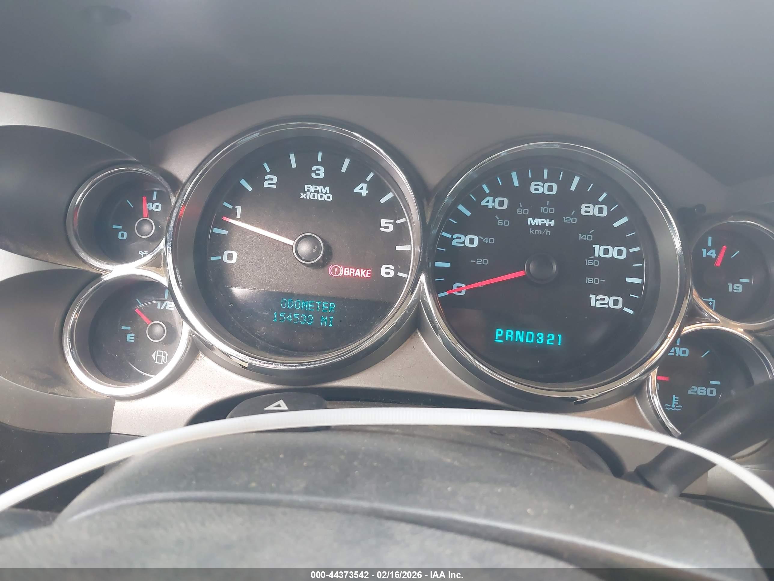 CHEVROLET SILVERADO image 7