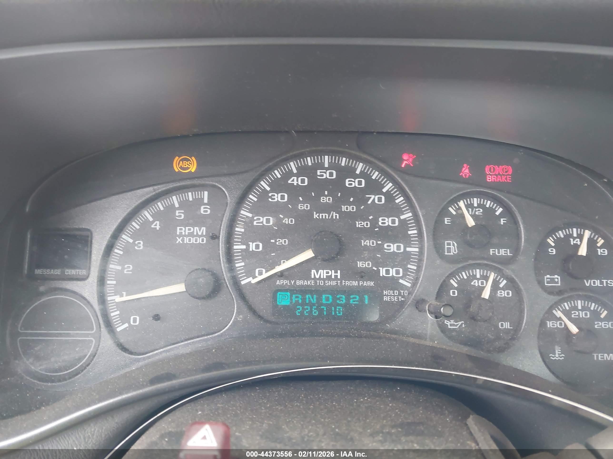 CHEVROLET SILVERADO image 7
