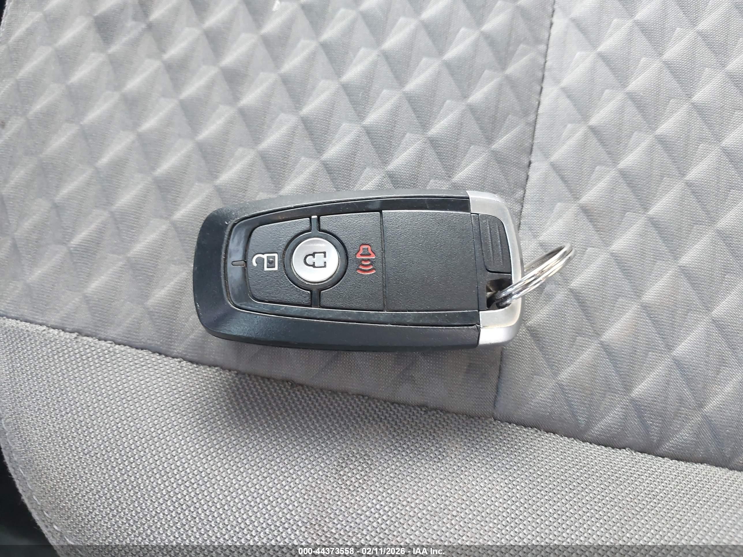 FORD ESCAPE image 11