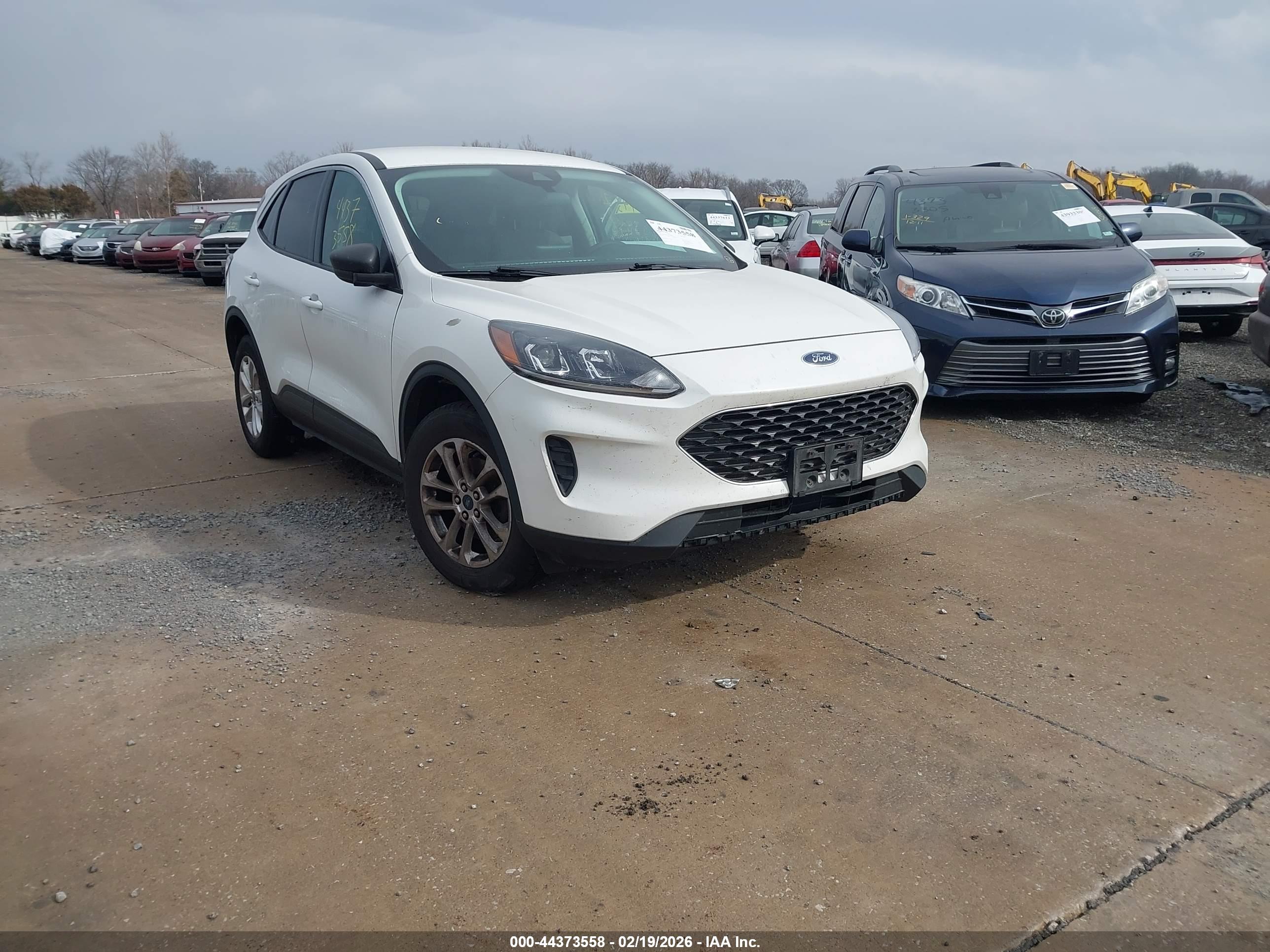 FORD ESCAPE image 6