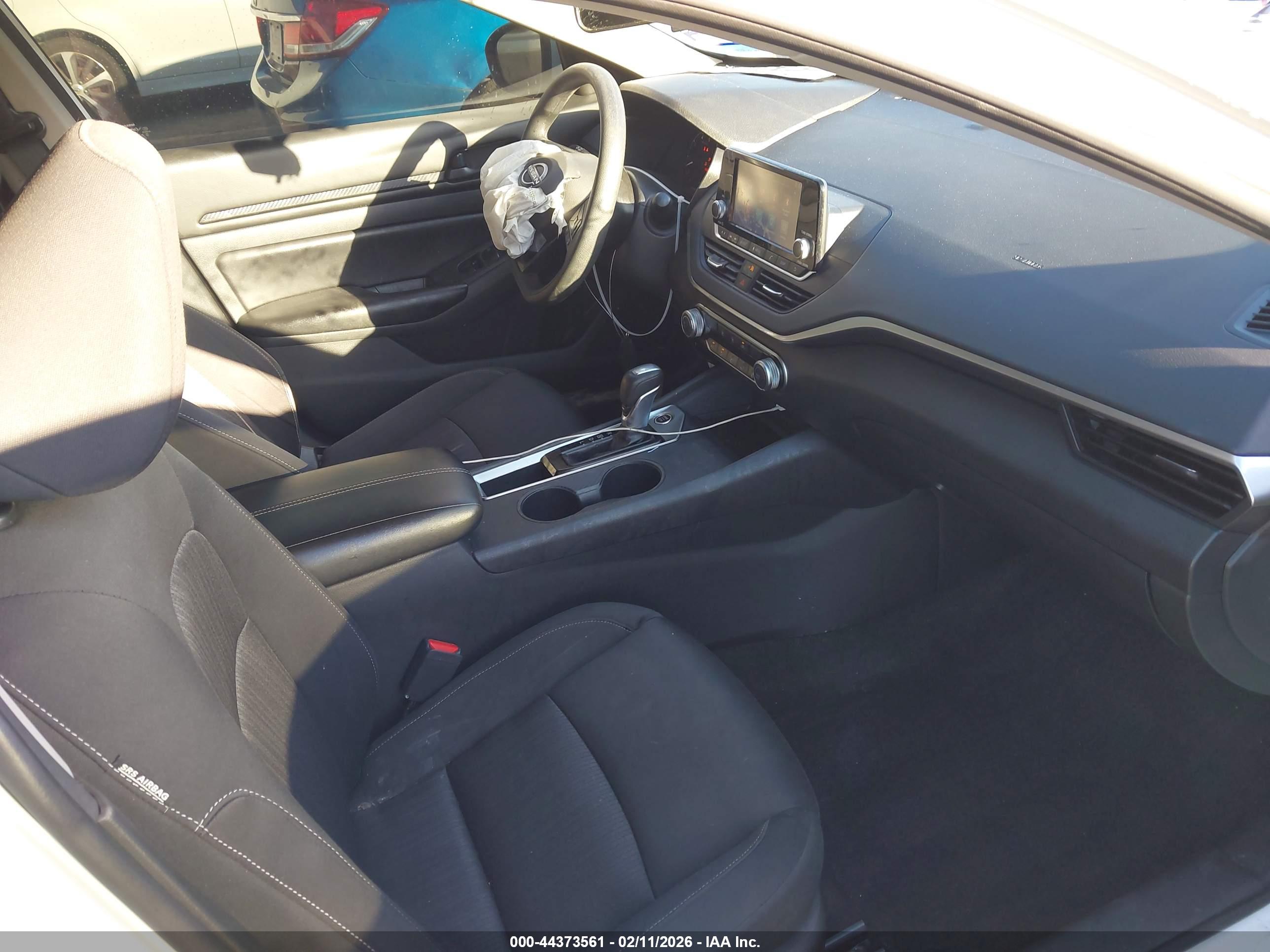 NISSAN ALTIMA image 5