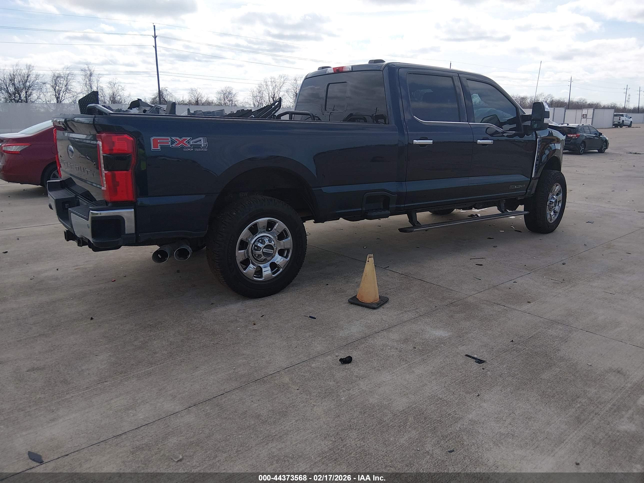 FORD F-350 image 4