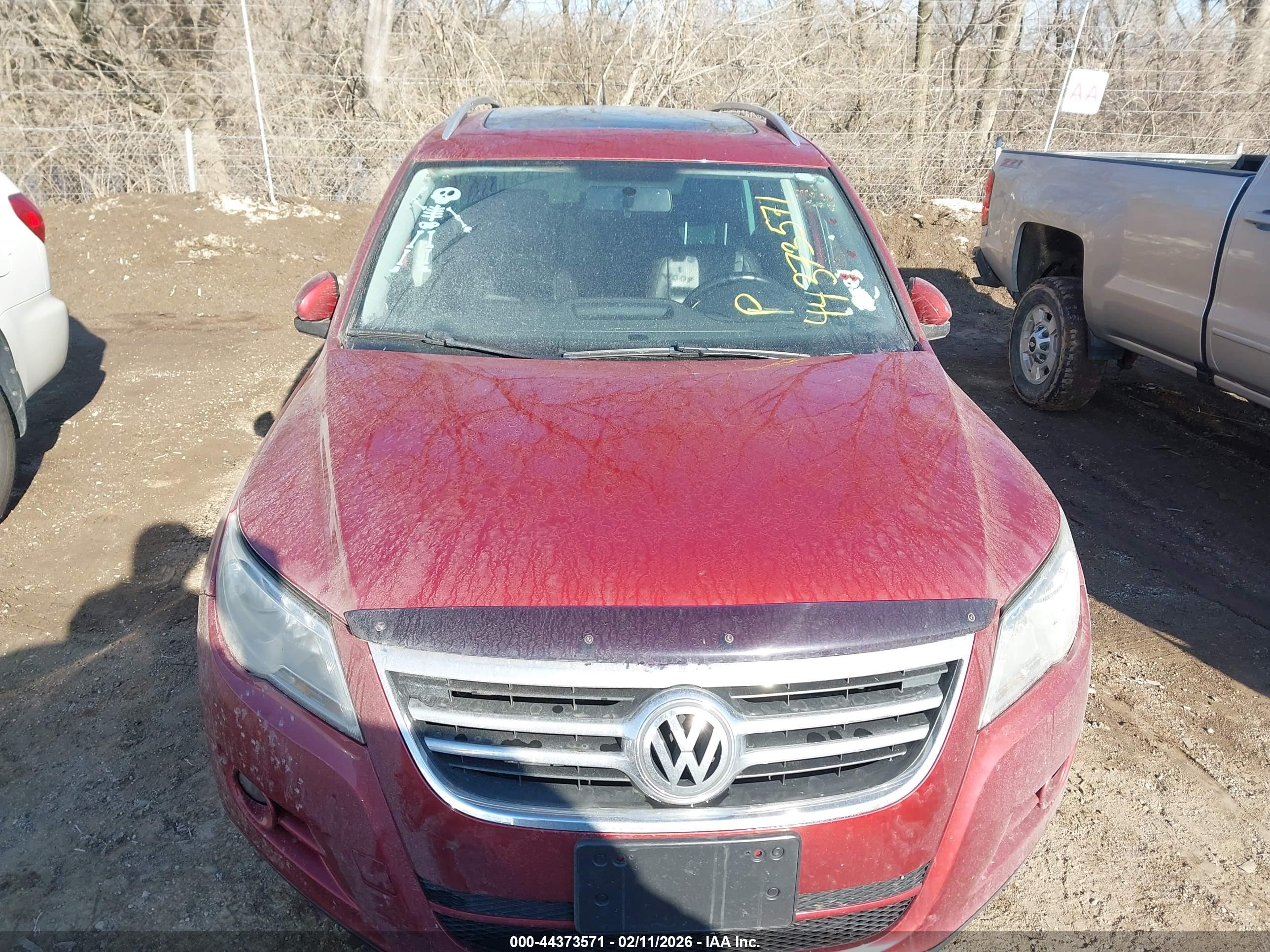 VOLKSWAGEN TIGUAN image 6