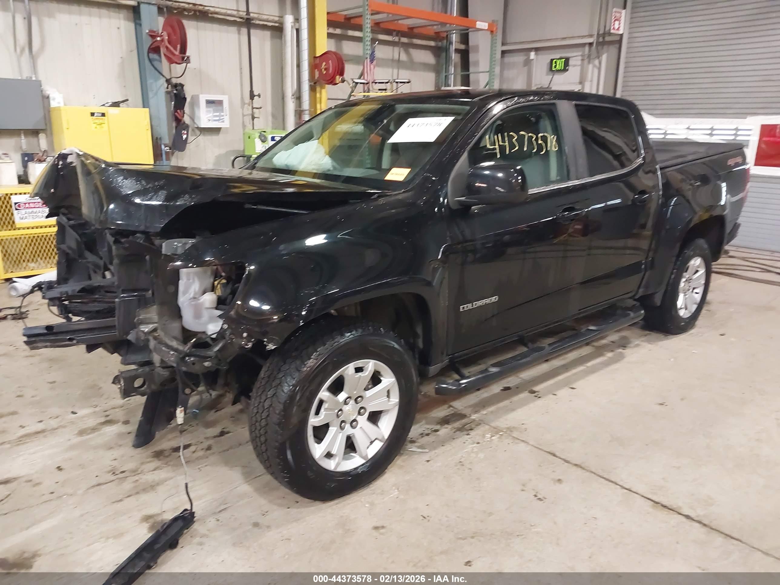 CHEVROLET COLORADO image 2