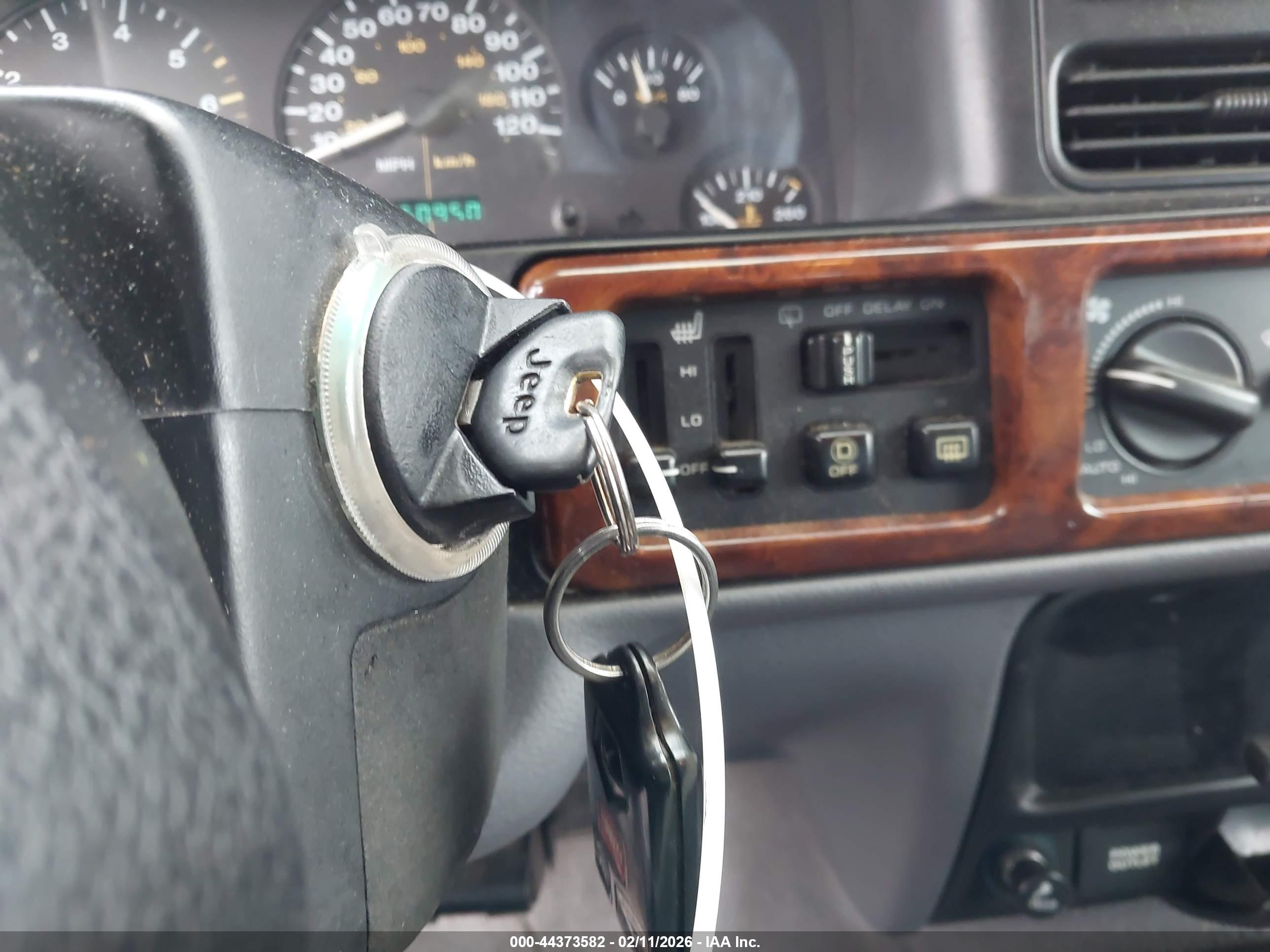 JEEP GRAND image 11