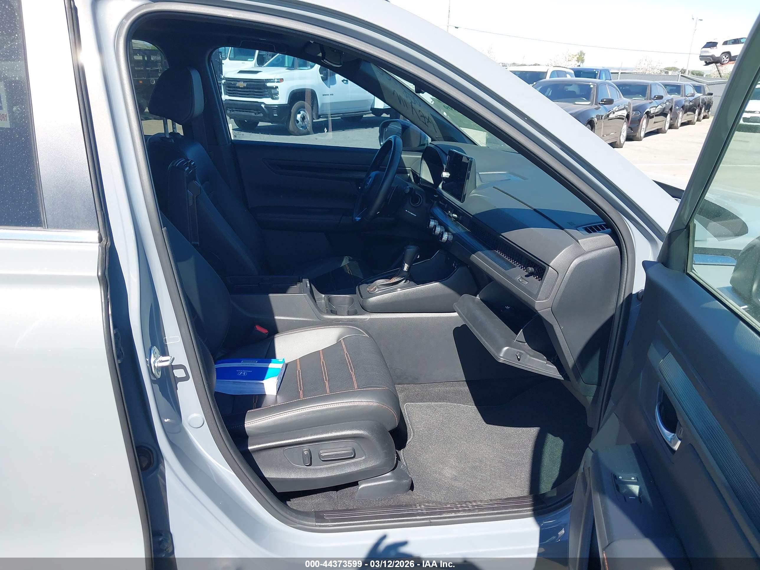 HONDA CR-V image 5