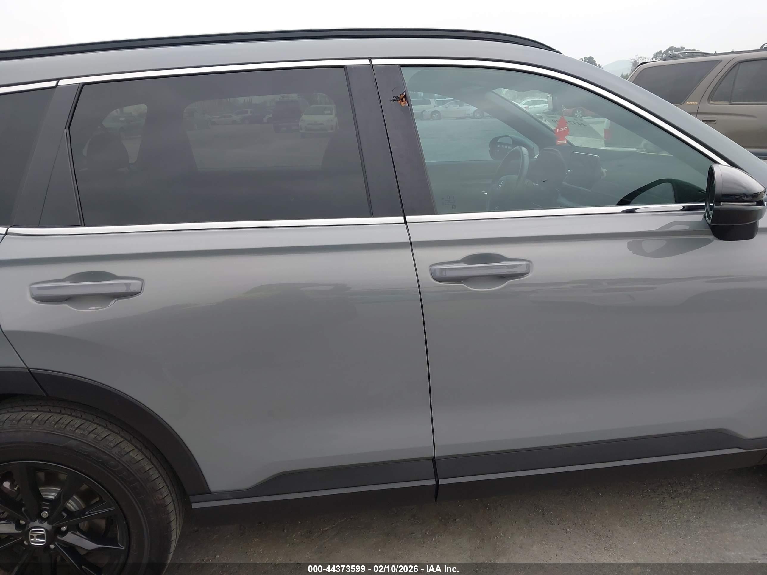 HONDA CR-V image 6
