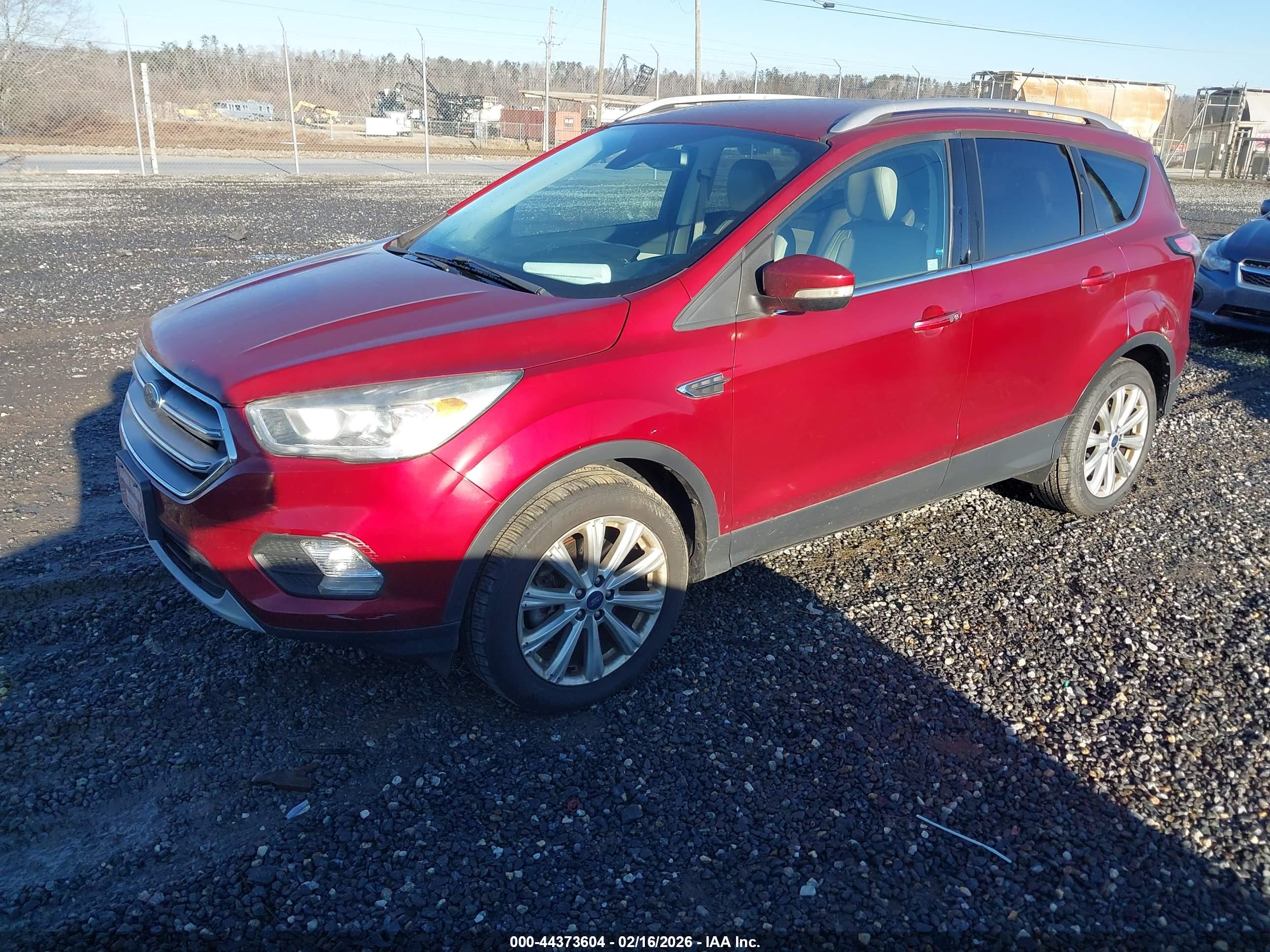 FORD ESCAPE image 2