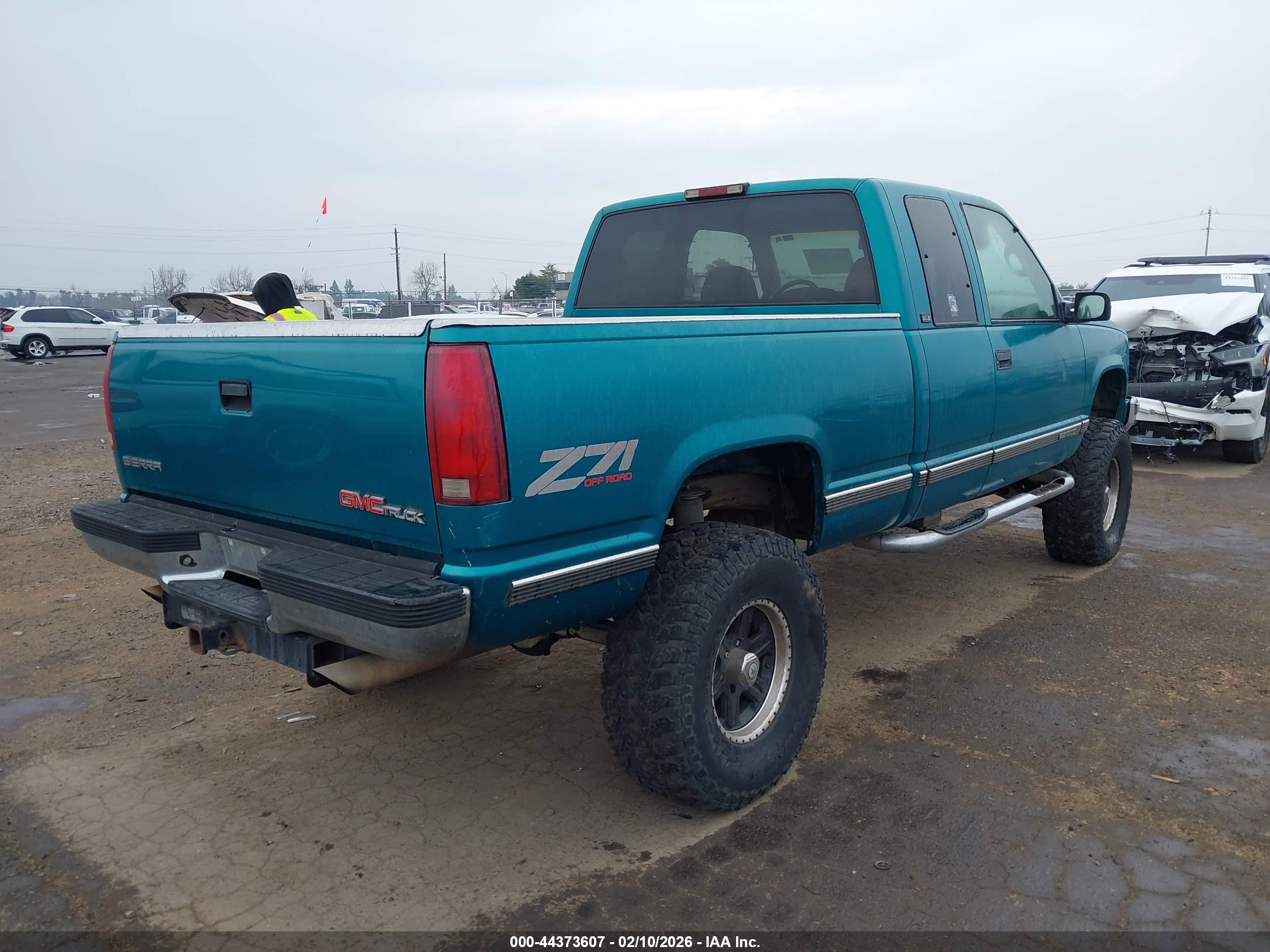 GMC SIERRA image 4