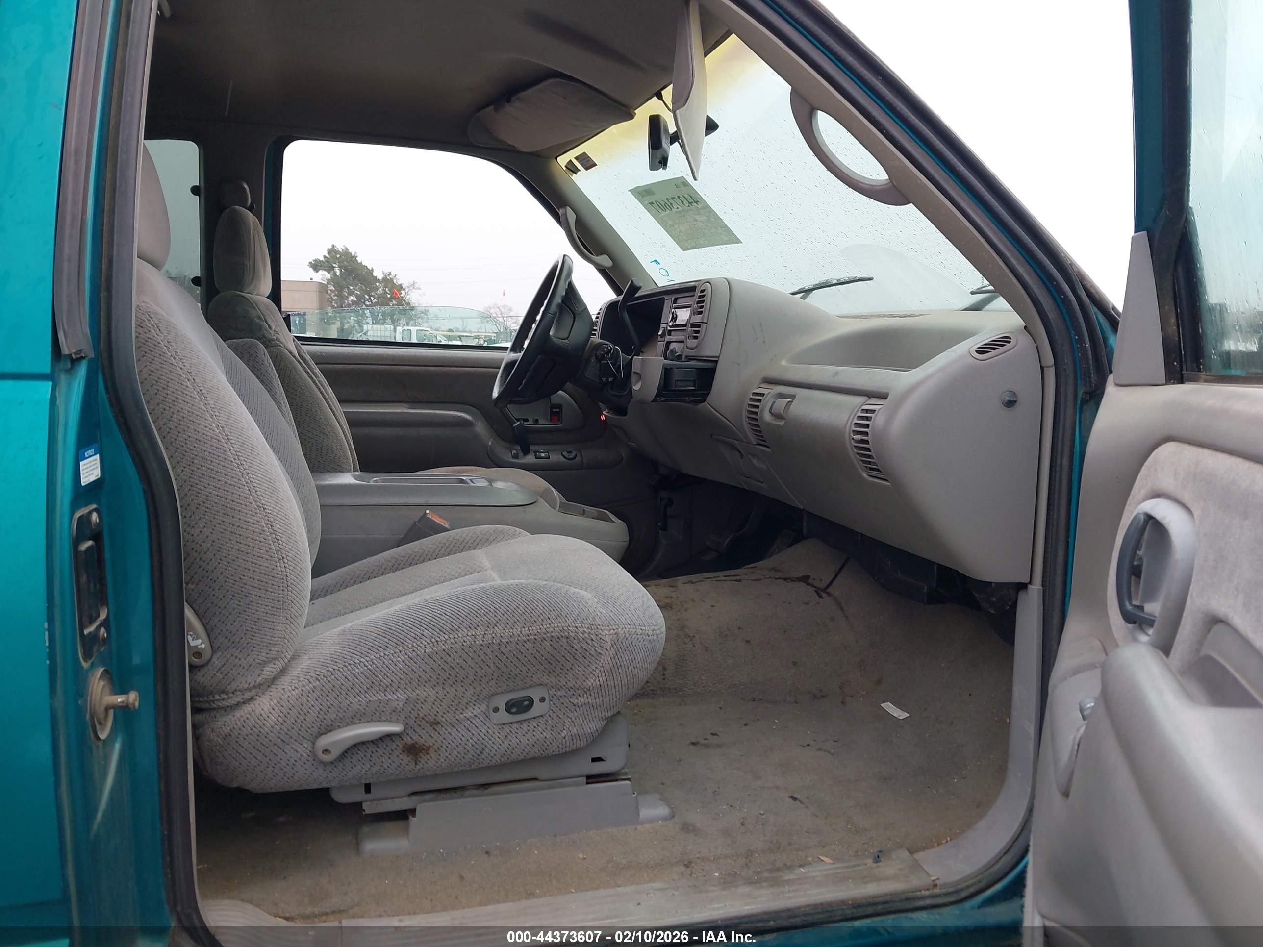 GMC SIERRA image 5
