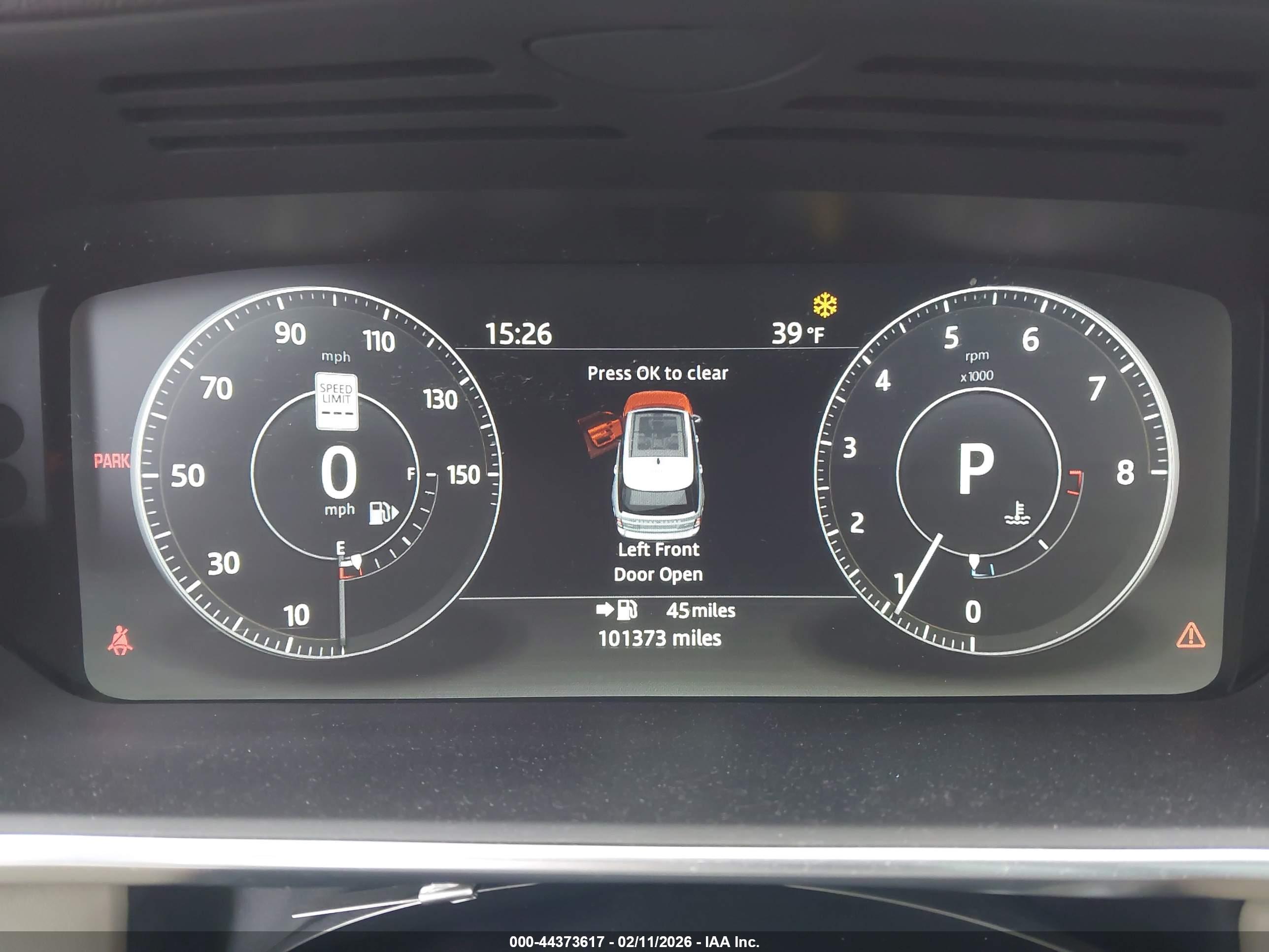 LAND ROVER image 7