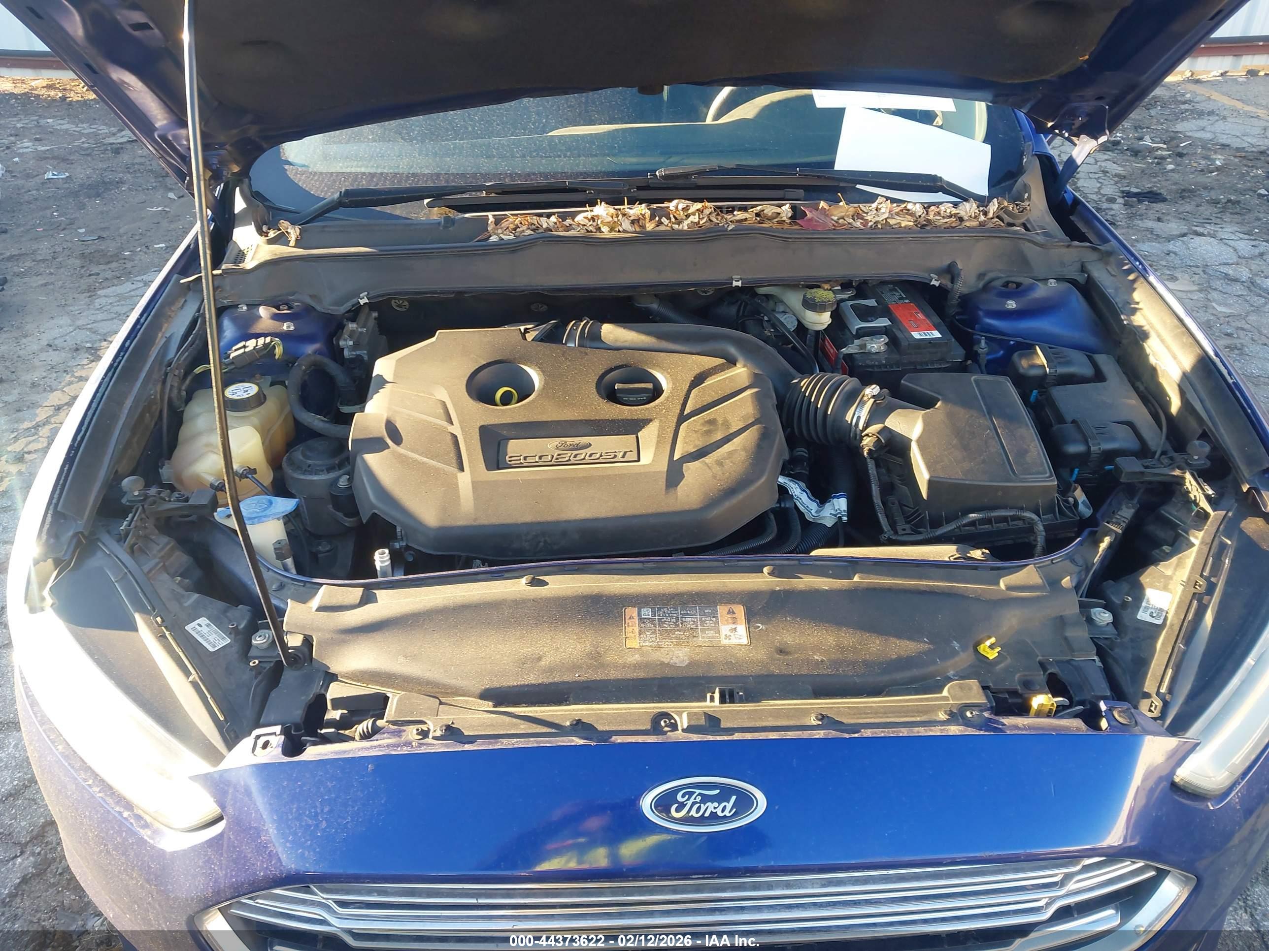 FORD FUSION image 10