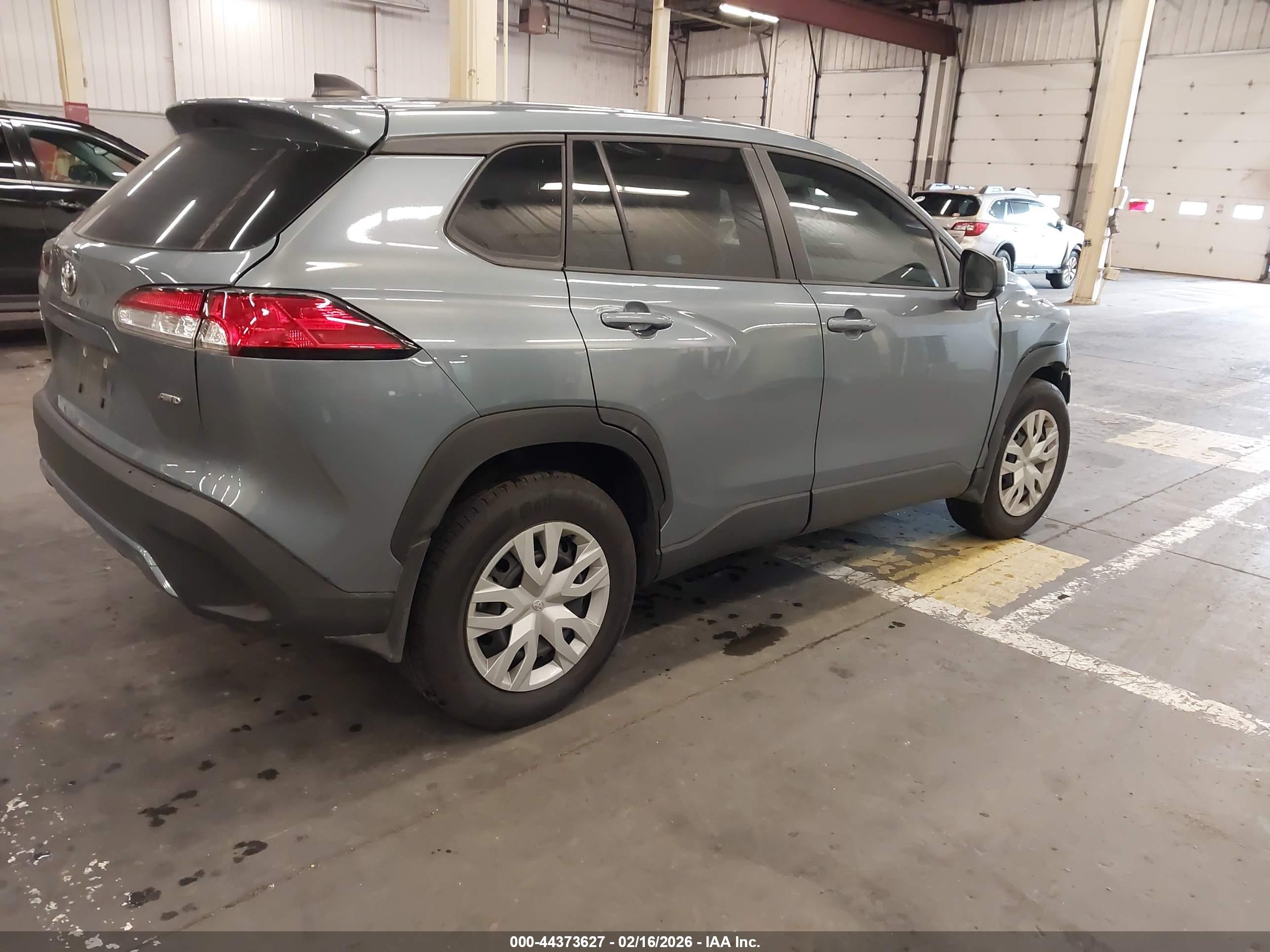 TOYOTA COROLLA image 4