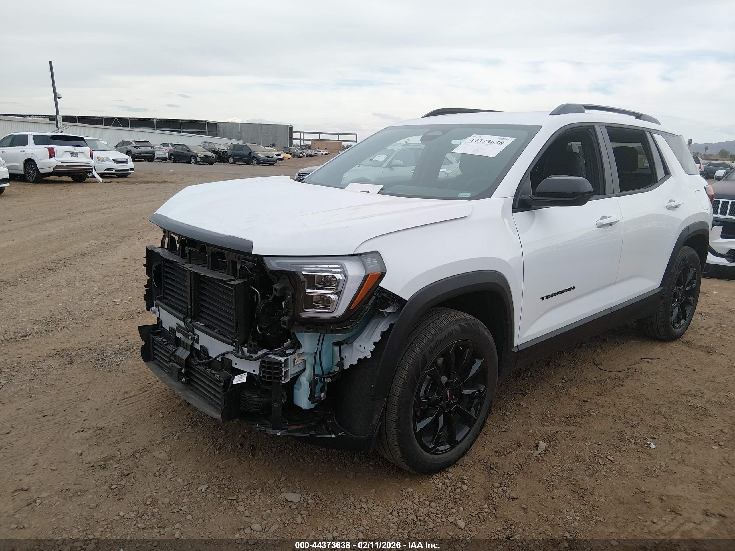 GMC TERRAIN image 6