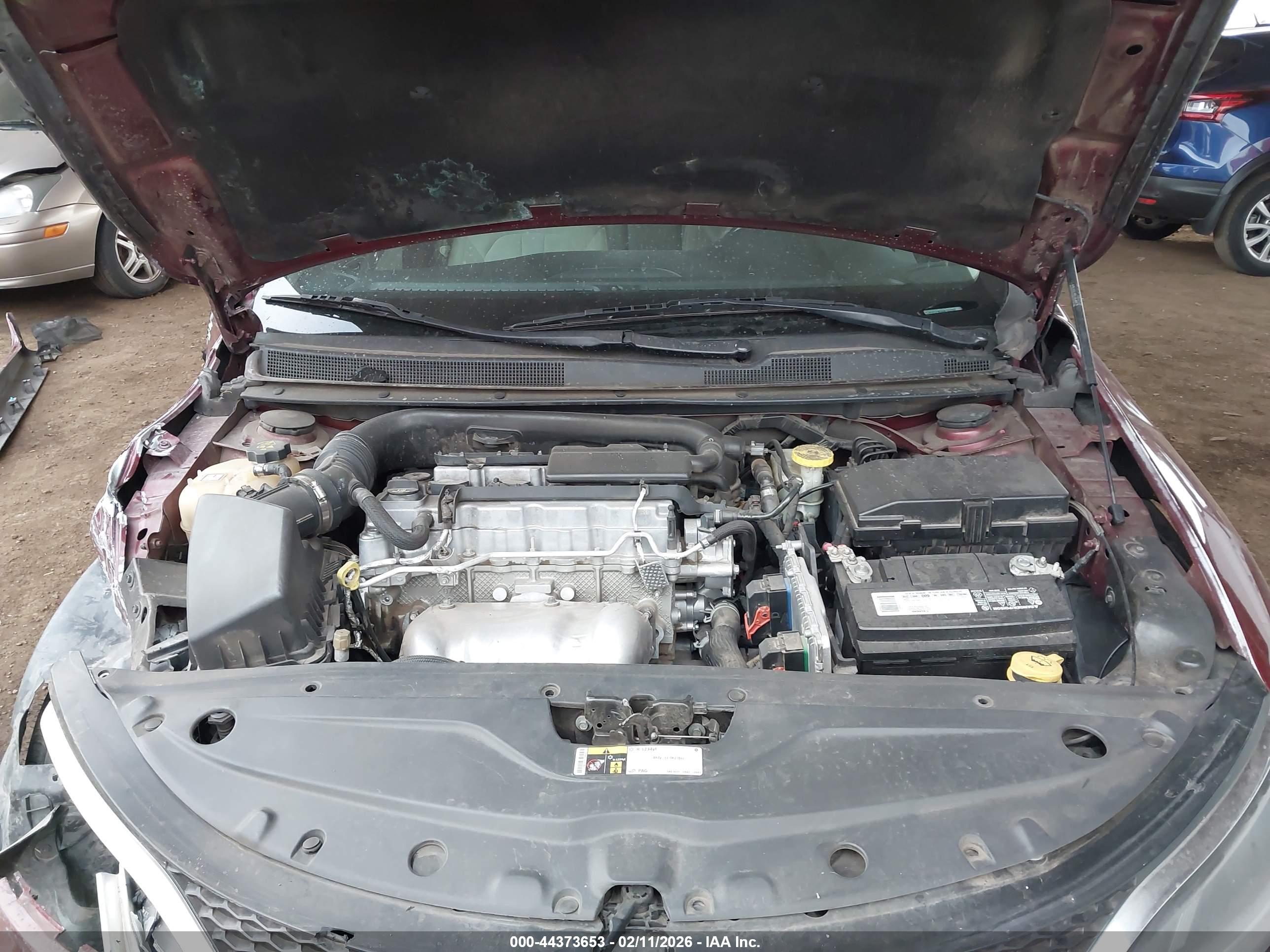 CHRYSLER 200 image 10