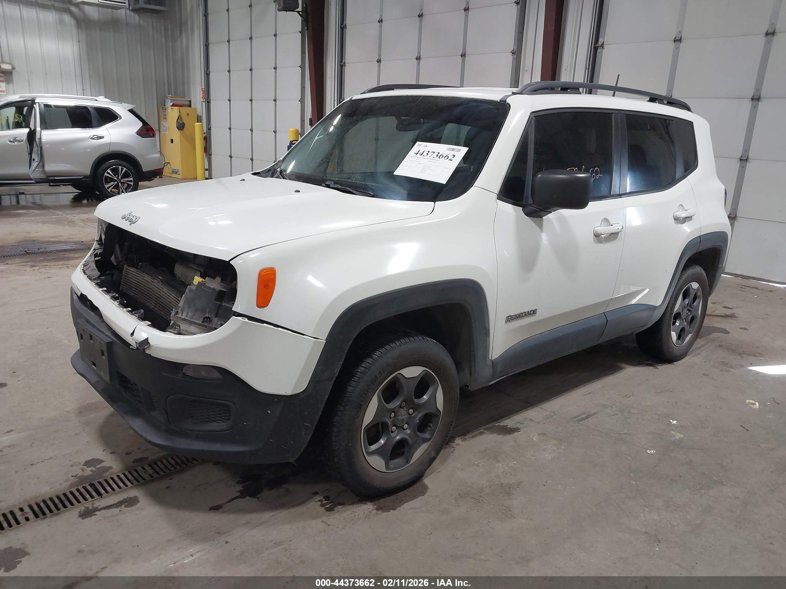 JEEP RENEGADE image 2