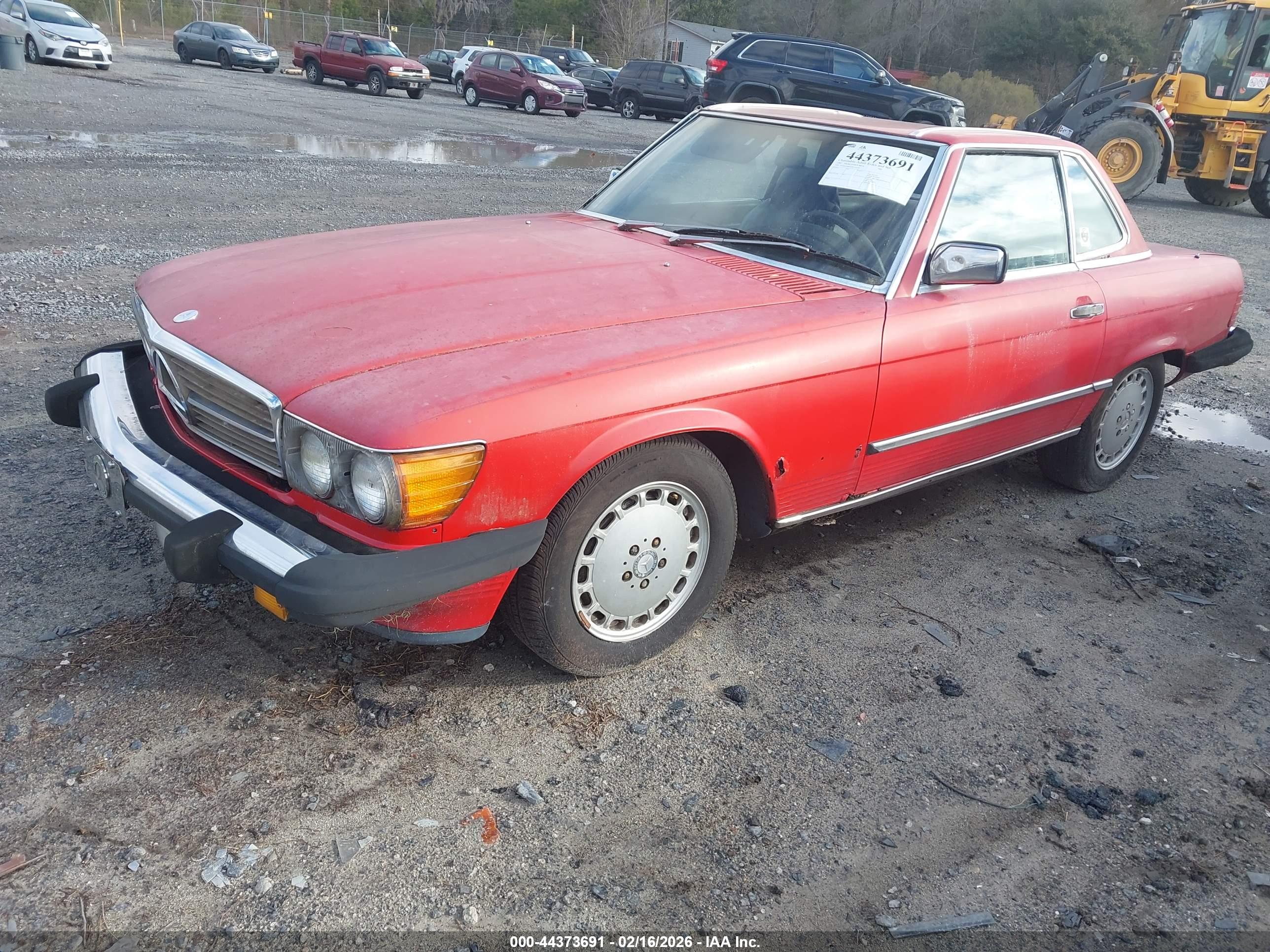 MERCEDES-BENZ 560 image 2