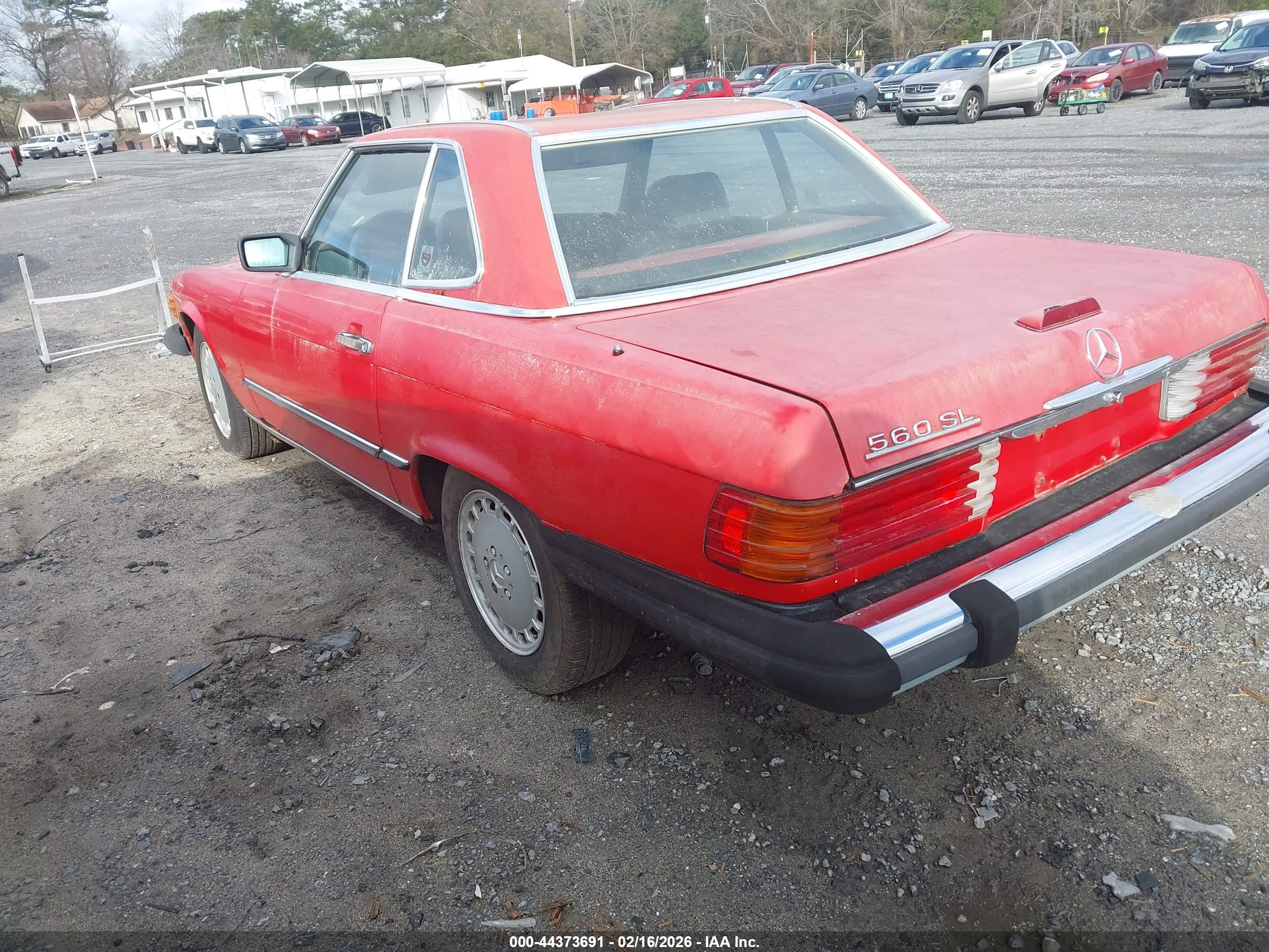 MERCEDES-BENZ 560 image 3