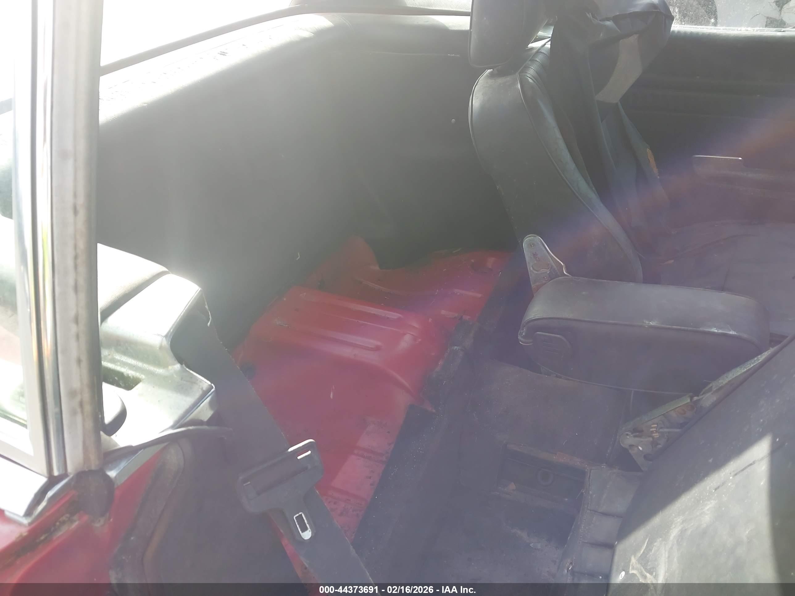 MERCEDES-BENZ 560 image 8